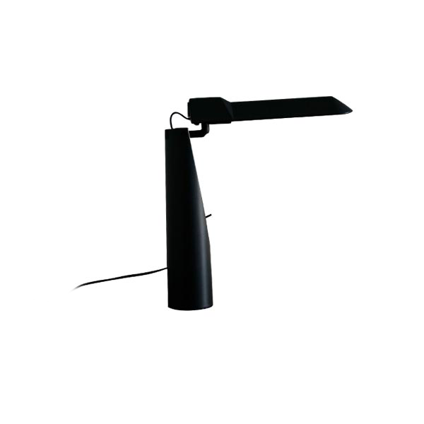 Picchio table lamp by Isao Hosoe (black), Luxo Italiana image
