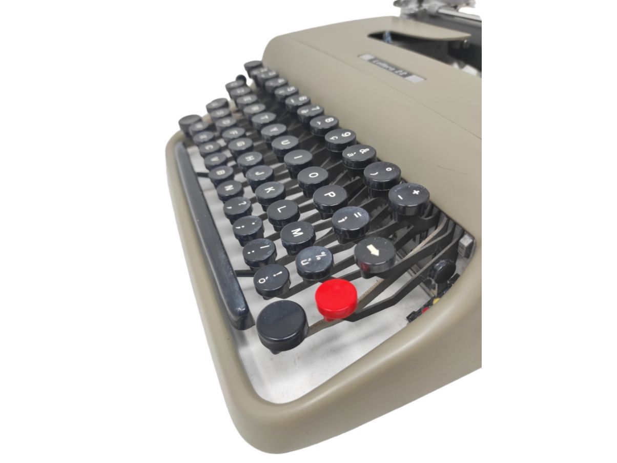 MACCHINA PER SCRIVERE OLIVETTI LETTERA 22 FUNZIONANTE NASTRO DA