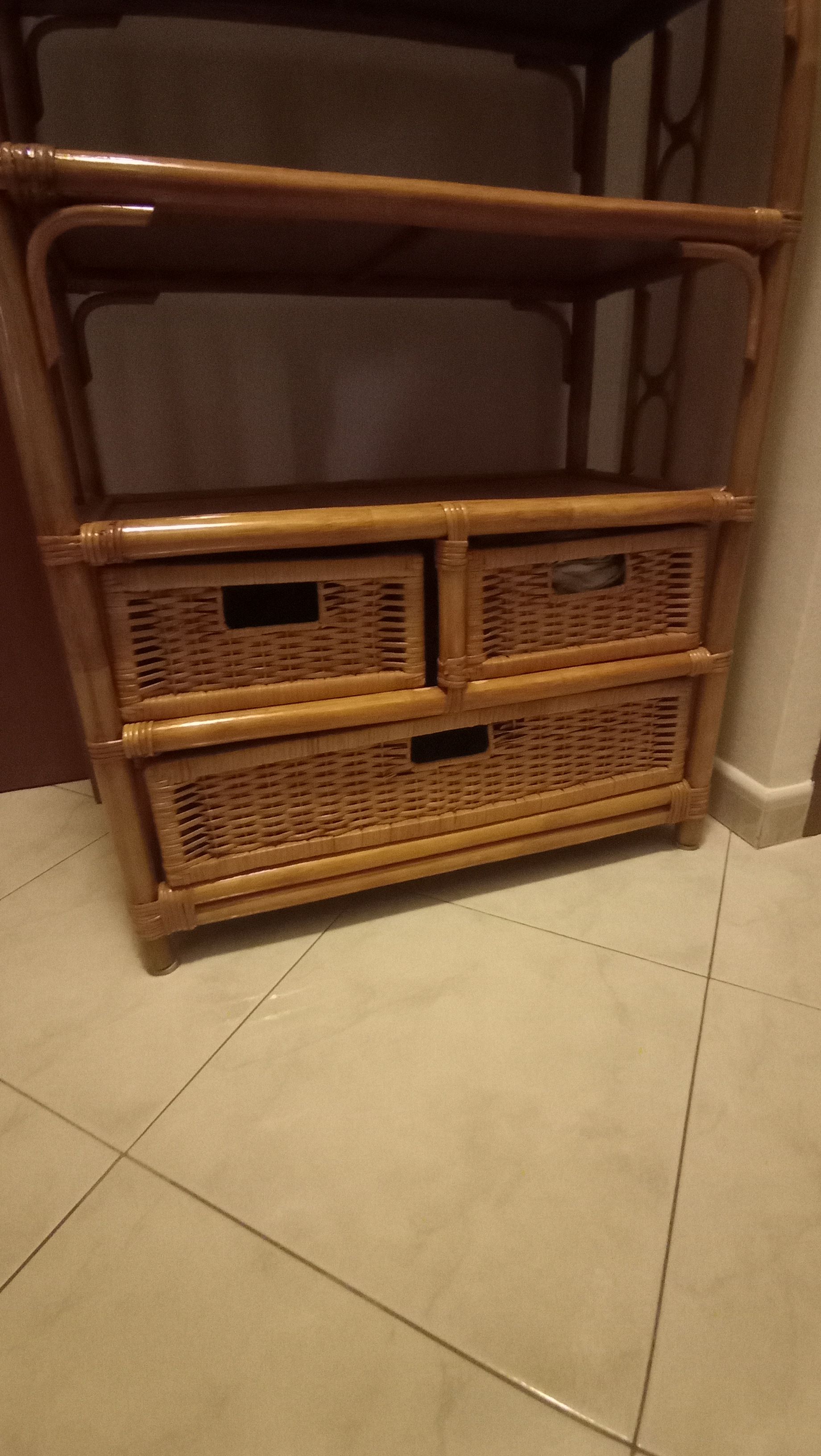 Bambus Vitrine aus Rattan und Korbgeflecht (70er Jahre) Details