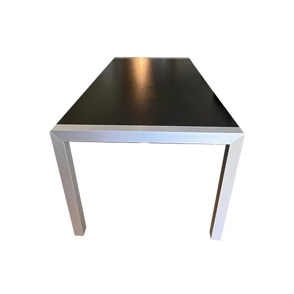 Extendable kitchen table in satin glass, Kristalia image