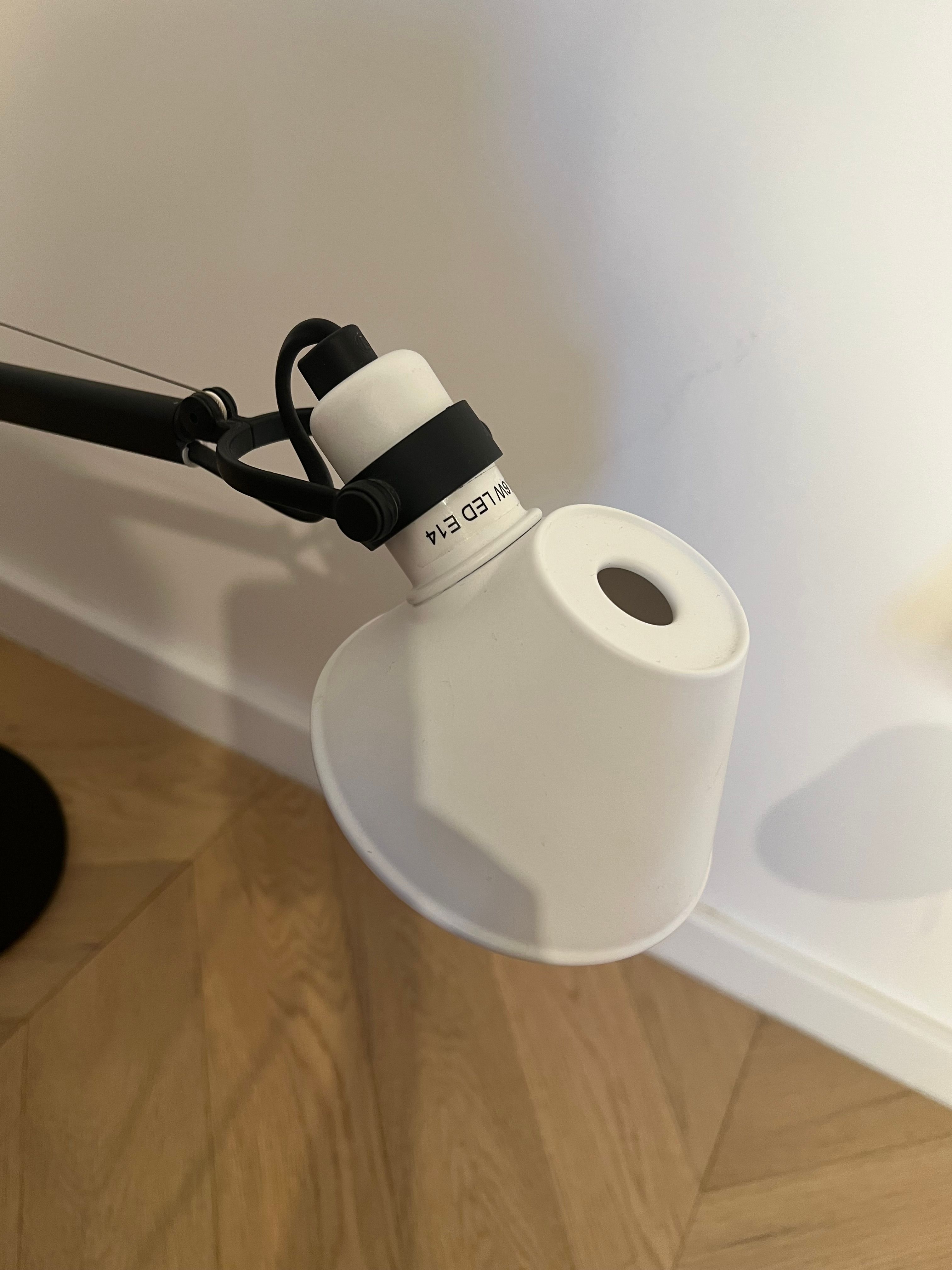 Lampada Tolomeo Micro di Michele De Lucchi, Artemide Front