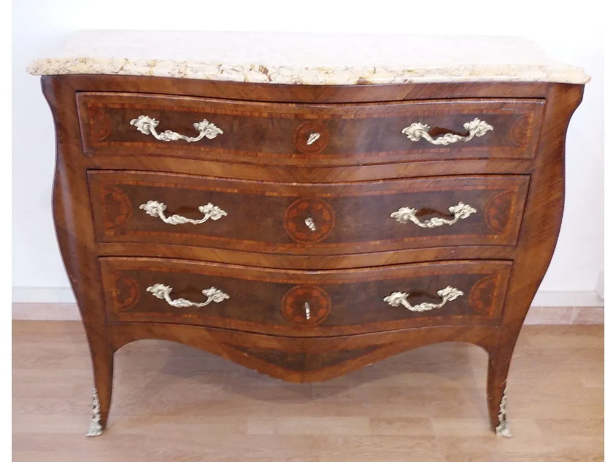 Vintage solid wood chest of drawers 2