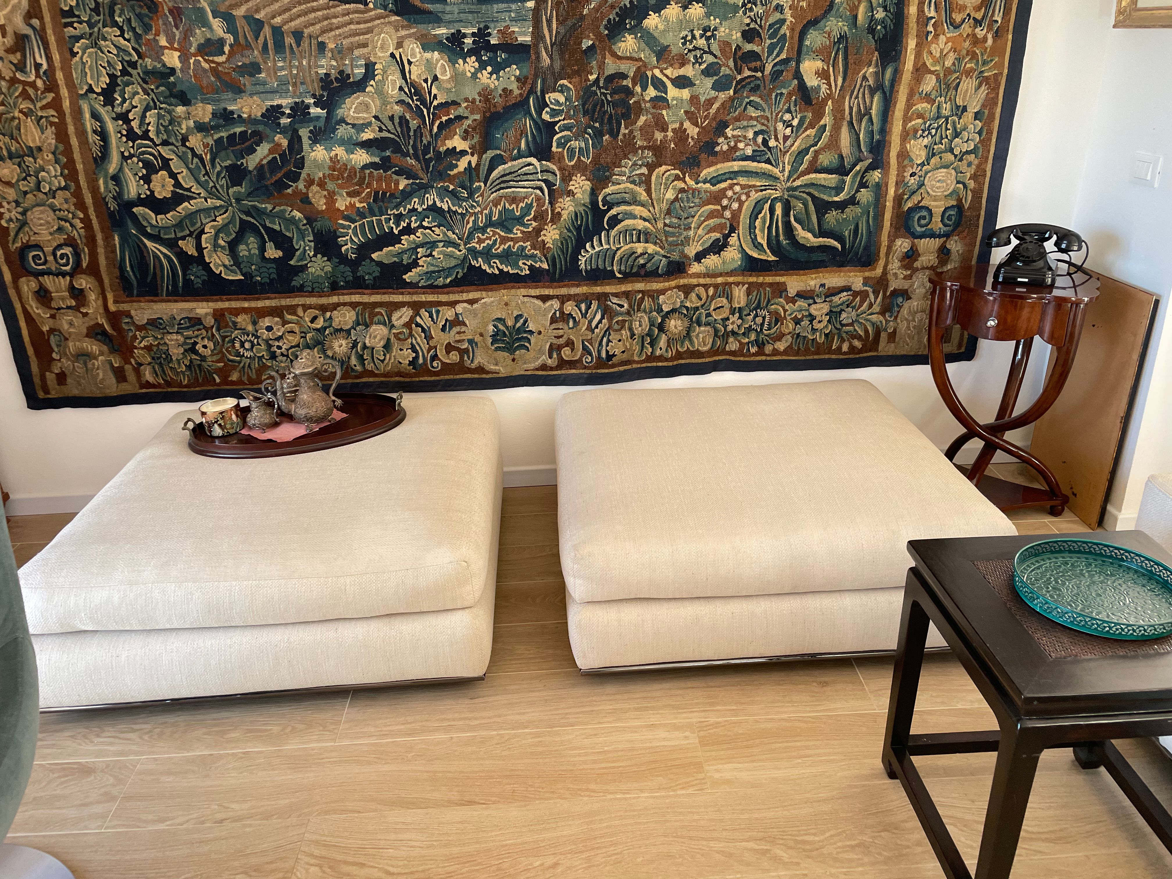 Hamilton 3-Sitzer Sofa Set mit 2 Hockern aus Stoff von Rodolfo Dordoni Details