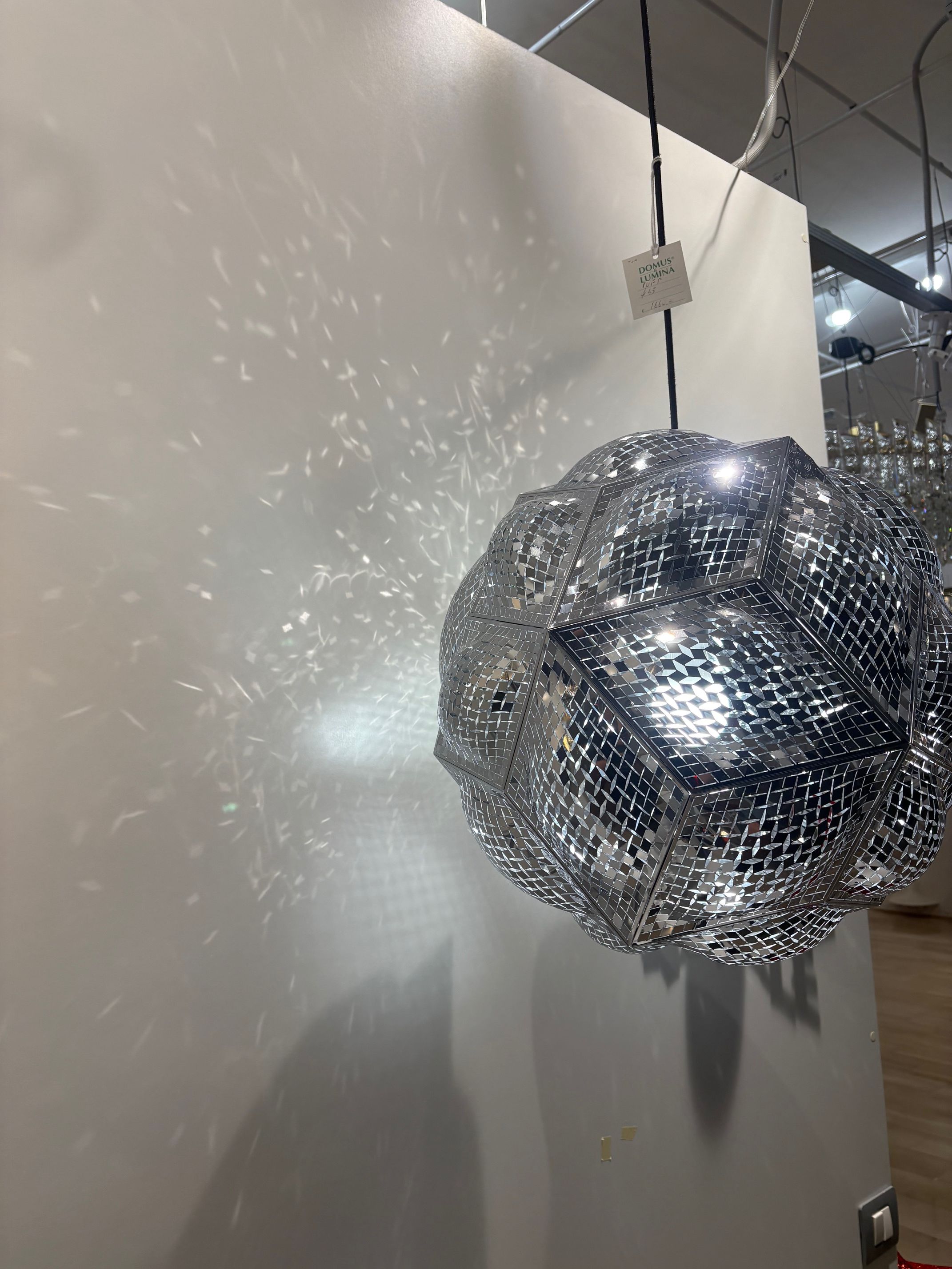 Puff Pendant Light Details