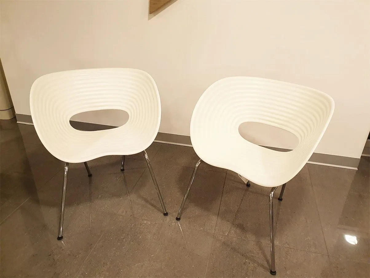 Tom Vac chair in steel and polypropylene (white), Vitra 2