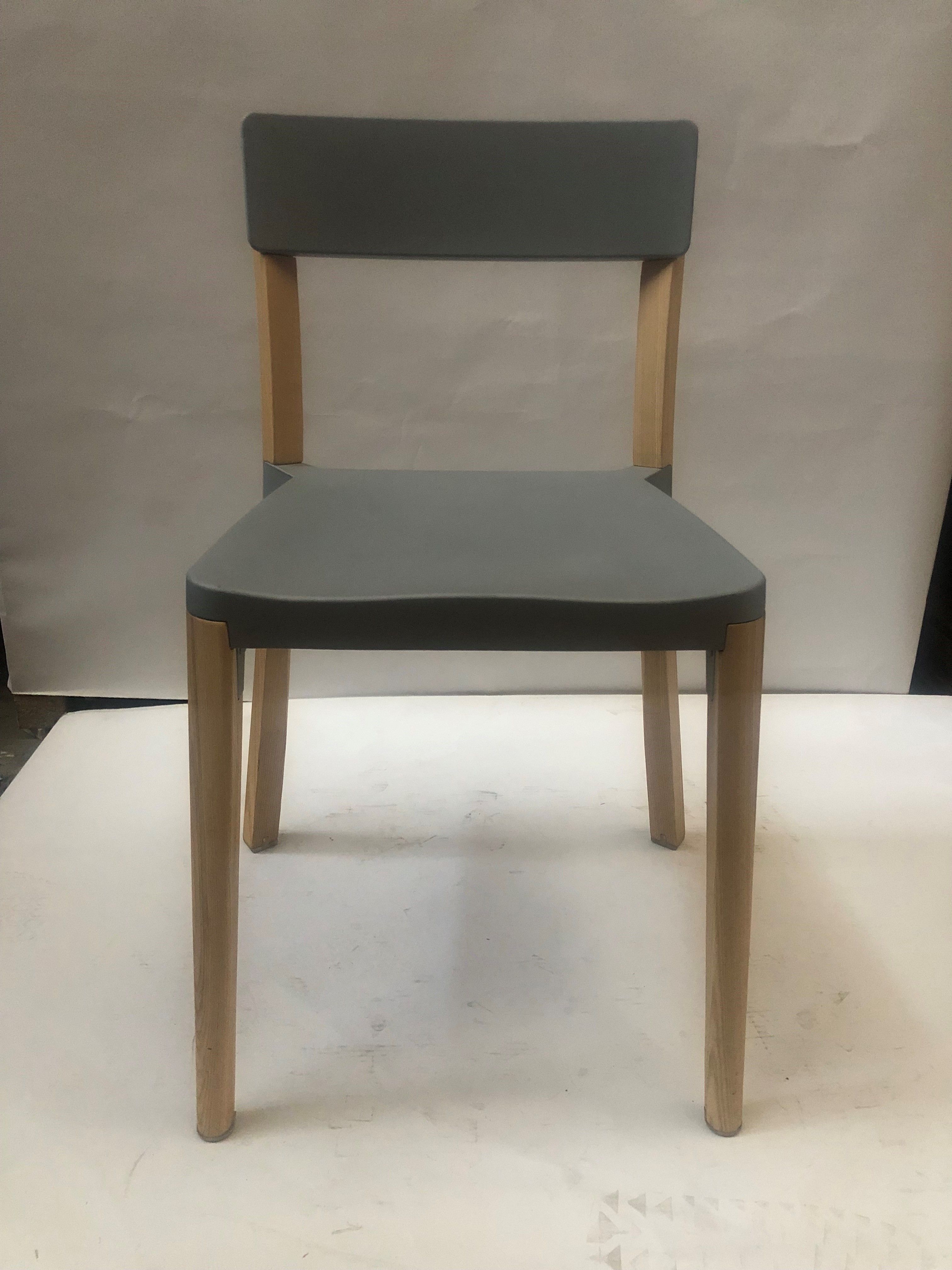 Lancaster chair in gray wood 1