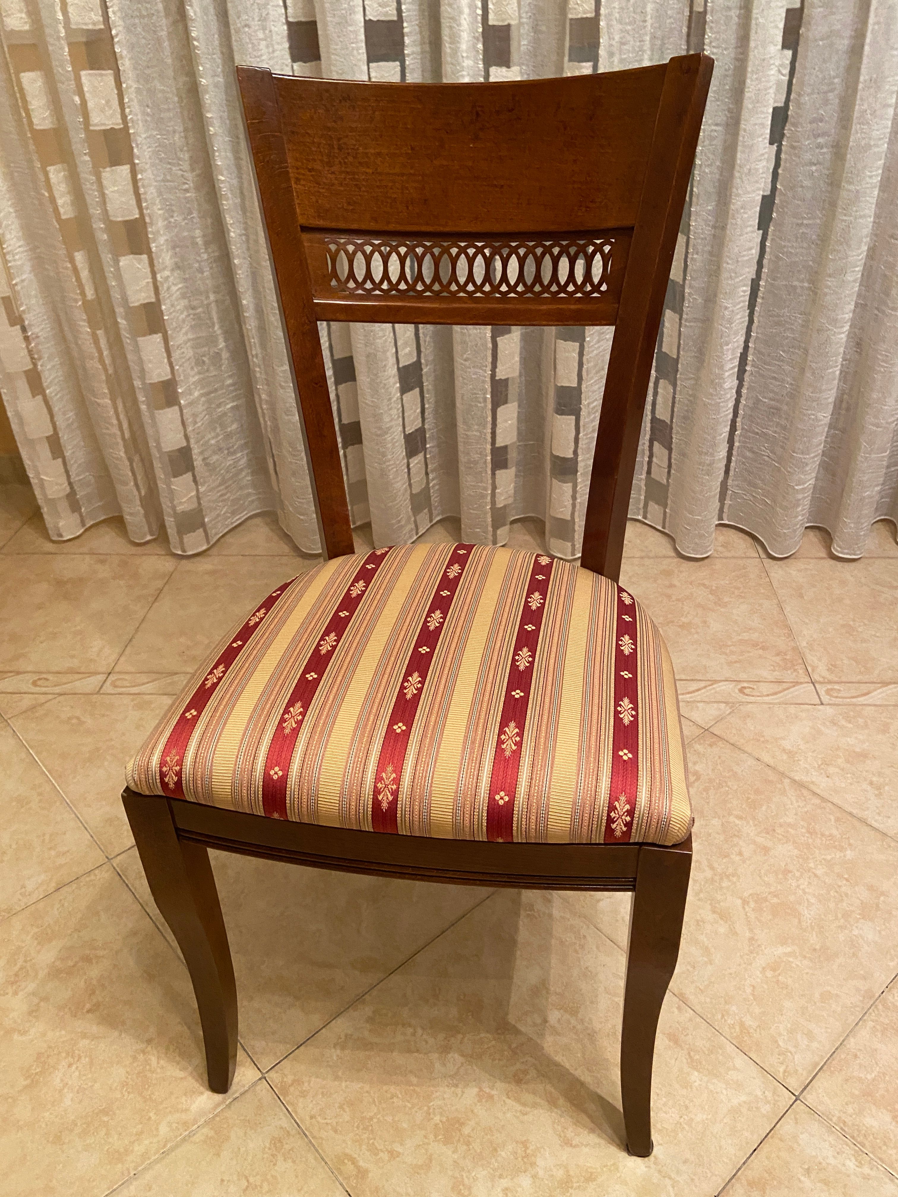 Set di 4 sedie con schienale alto Ossidiana in legno di ciliegio Main