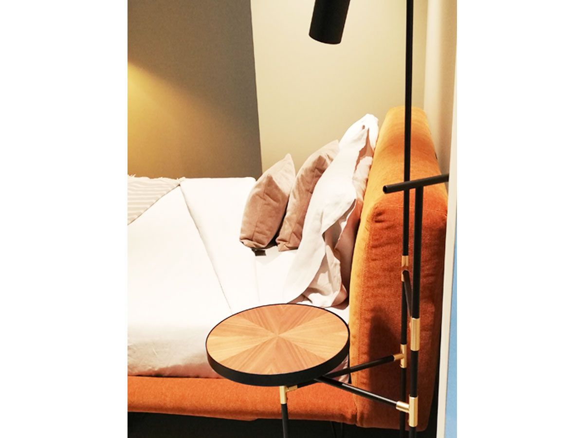 Voilà Valet Stand 3