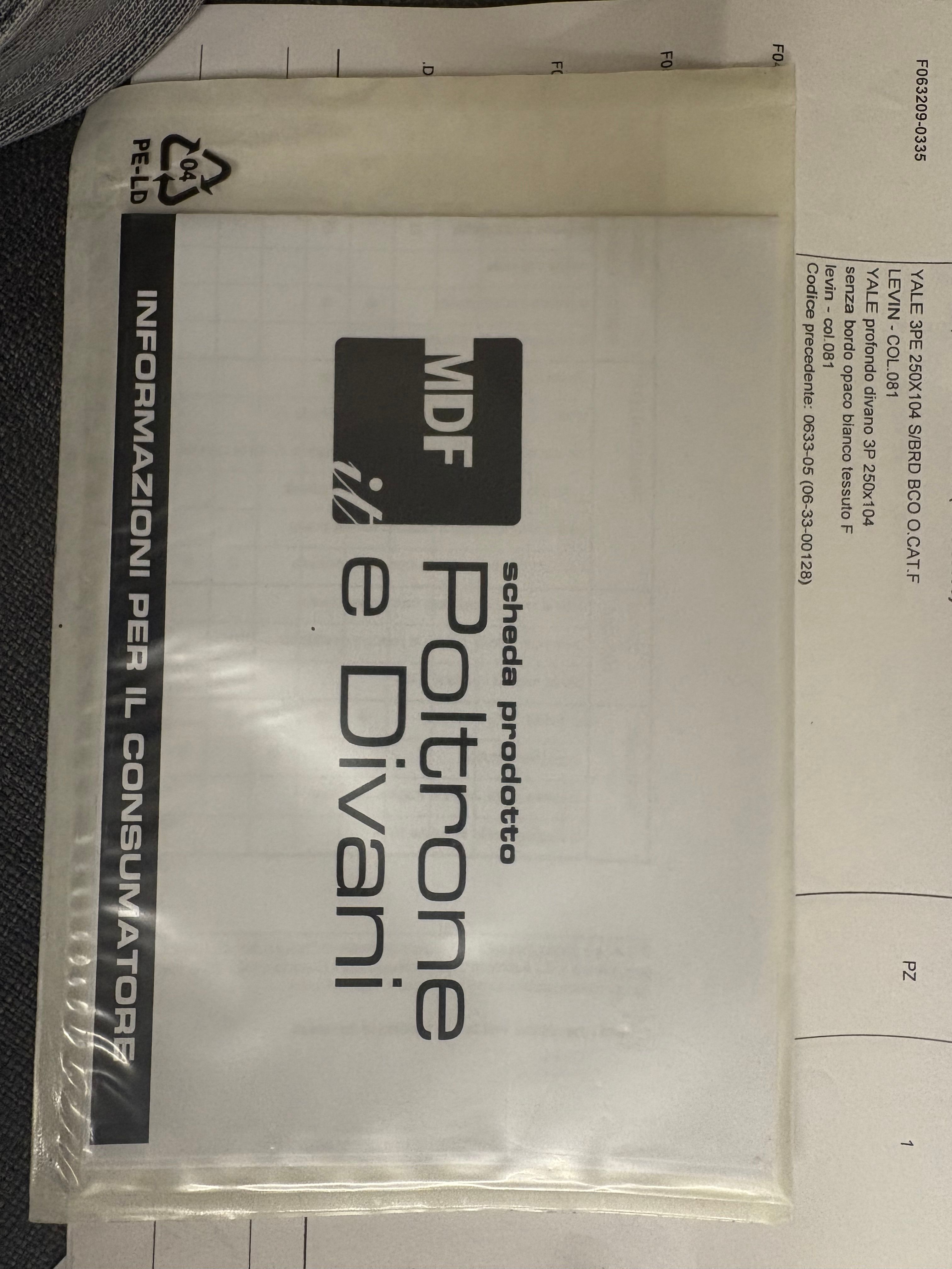 Divano 3 posti Yale X in tessuto (sabbia), MDF Italia Brand