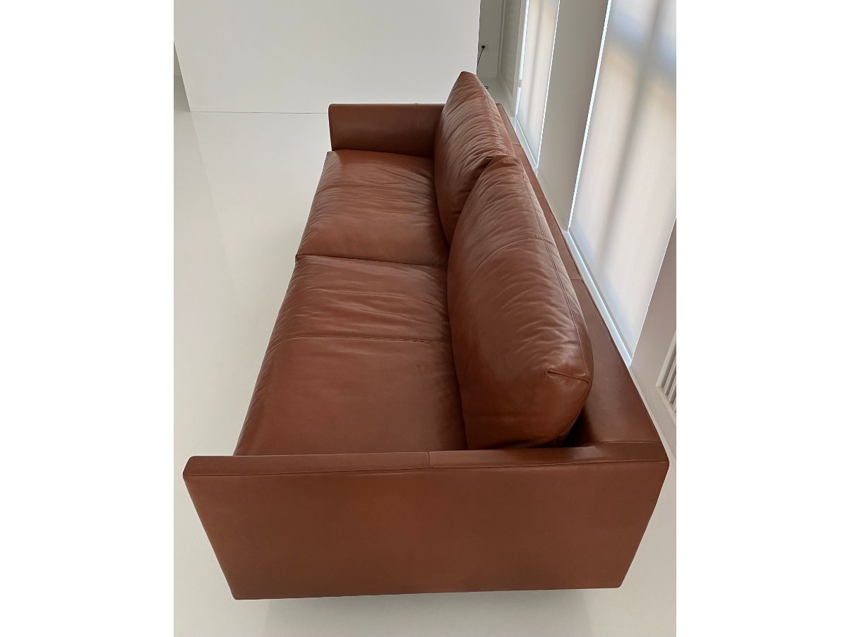 Axel 4-seater sofa by Gijs Papavoine Side