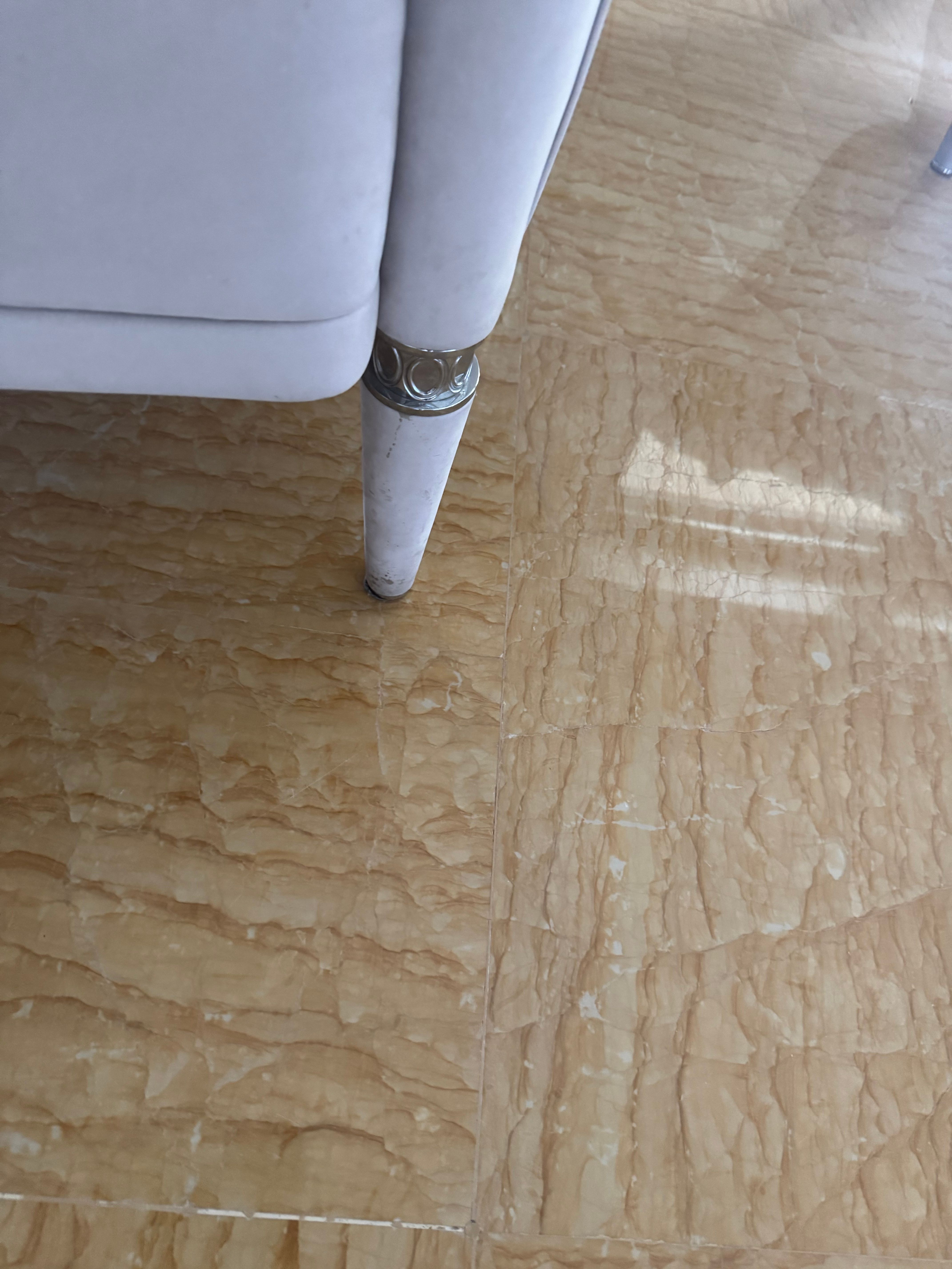 Cavalli IPE beige armchair Defects