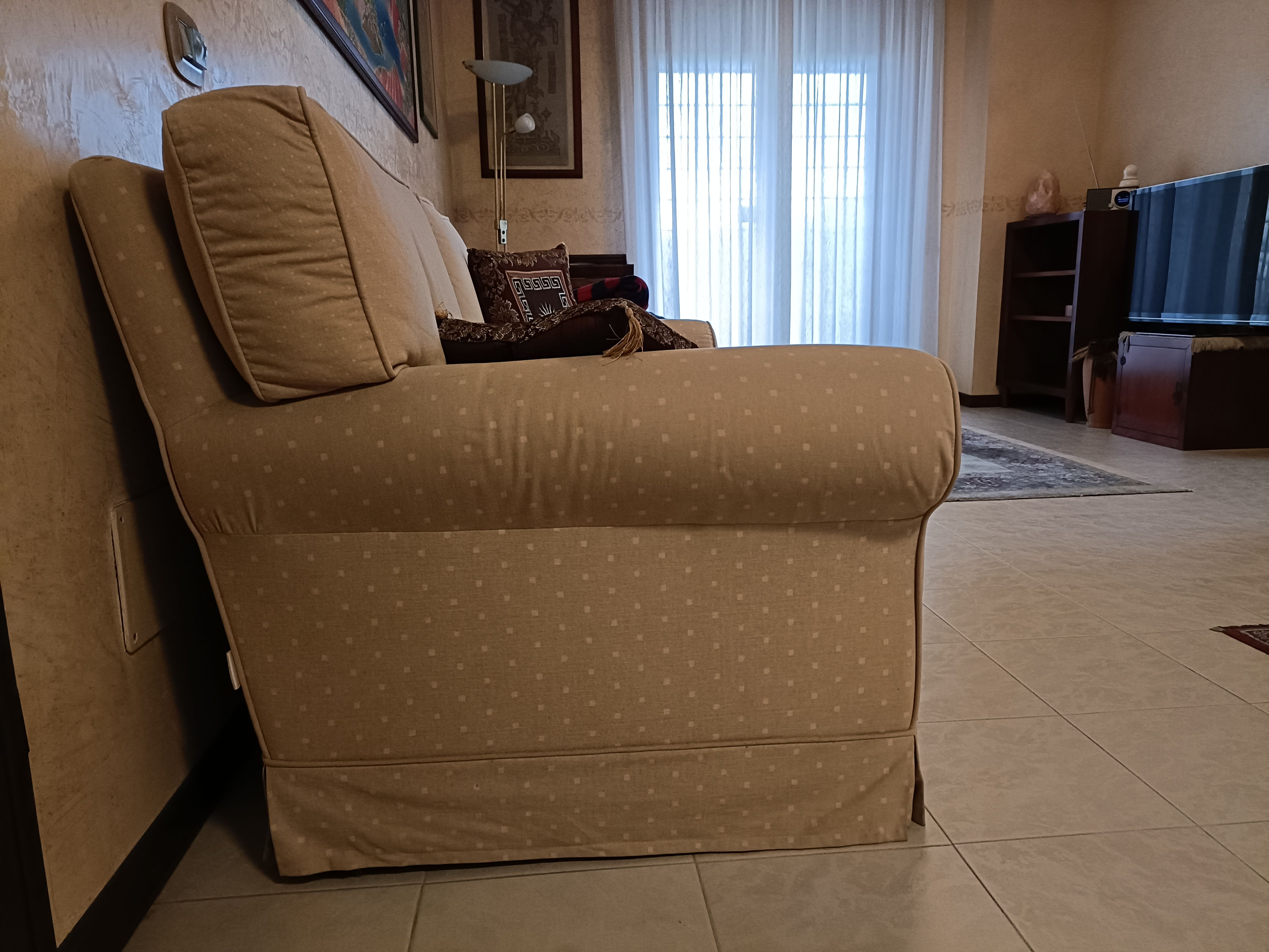 Canapé 2 places Adile en tissu (noisette) Side