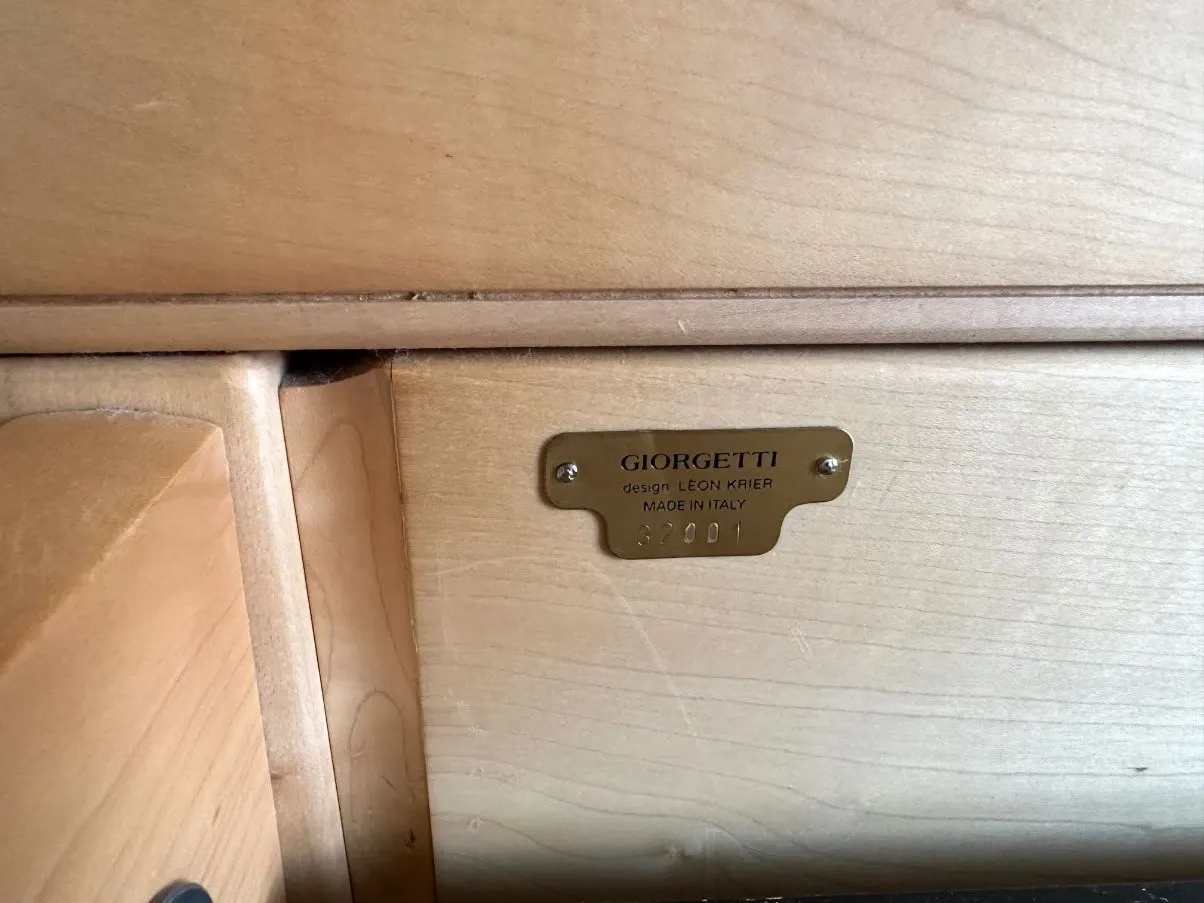 Letto matrimoniale Temenos in legno massiccio, Giorgetti 1