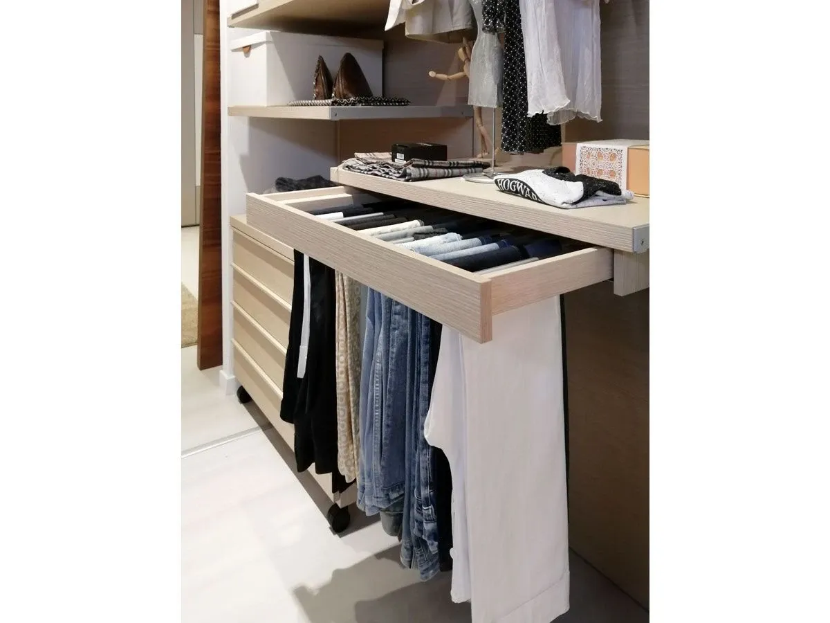 Set of 2 Ubik cabin elements with drawers, Poliform 3