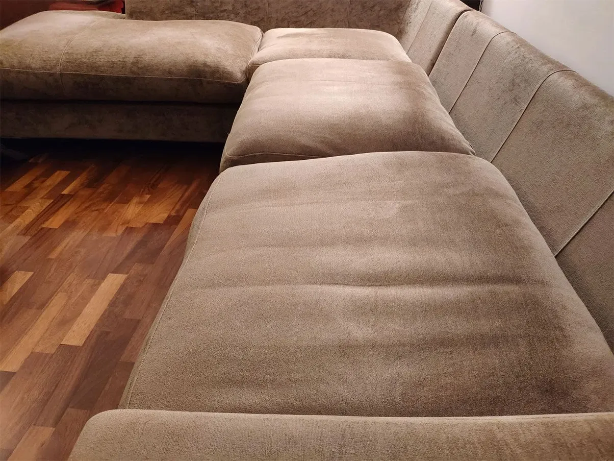 Tao corner sofa in velvet (beige), Roche Bobois 3