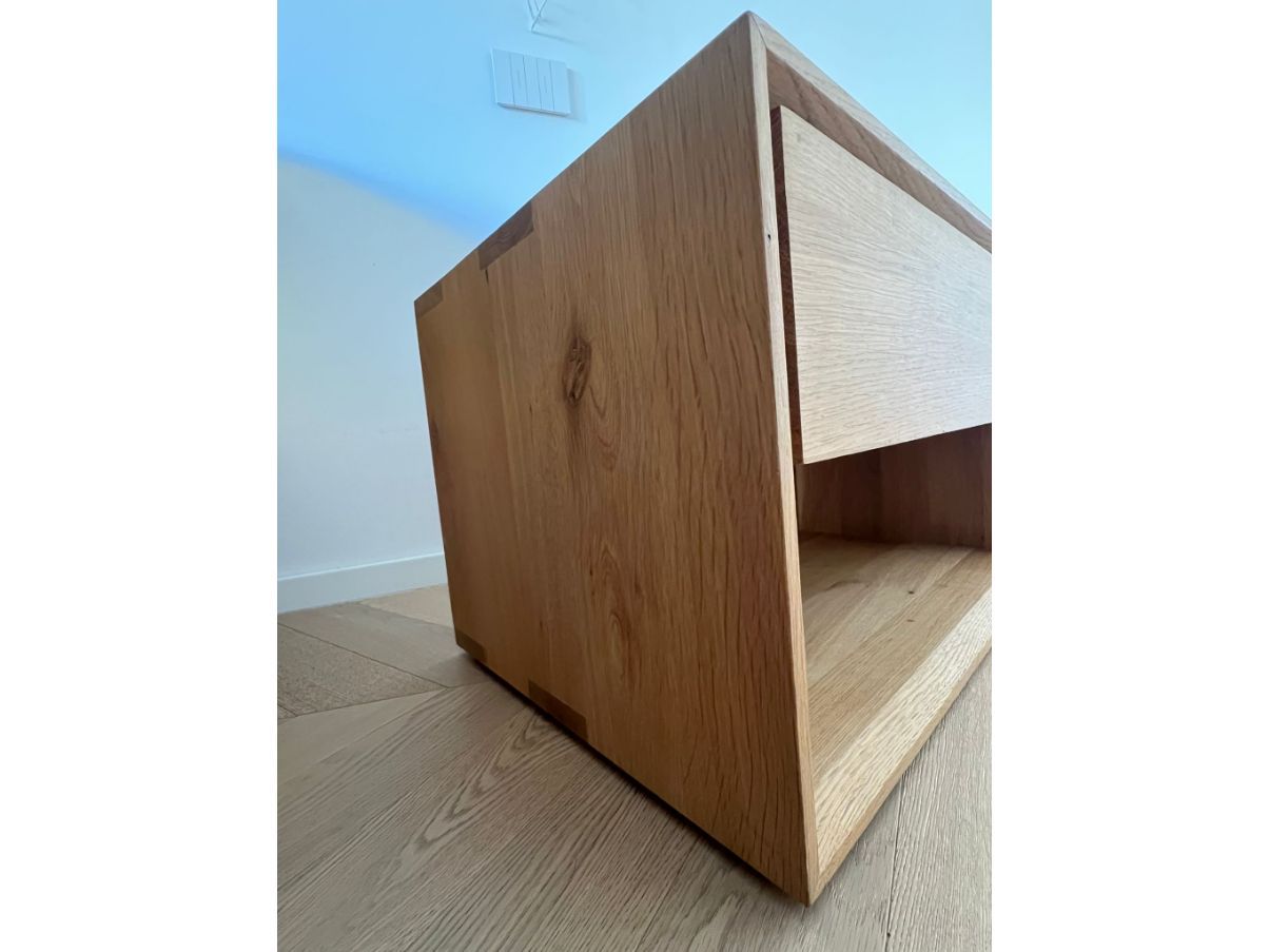 Comodino Nordic II in legno di rovere, Ethnicraft Side