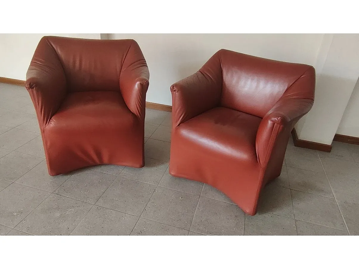 Set of 2 Temptation 684 armchairs in red leather 5