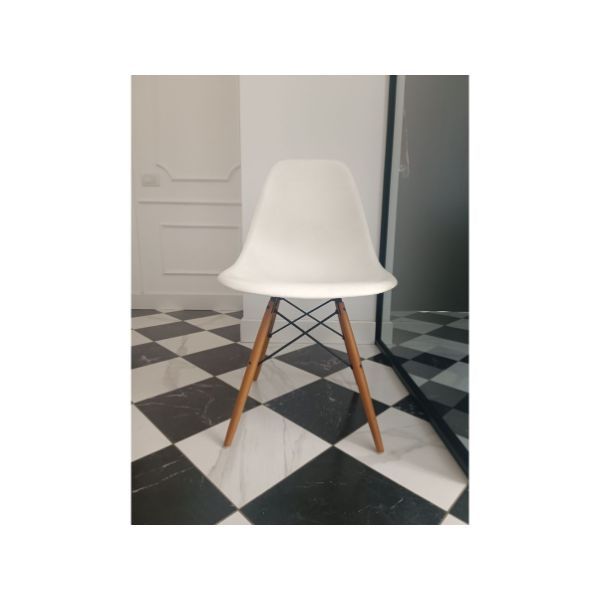 Sedia Eames Plastic Chair bianca, Vitra  image