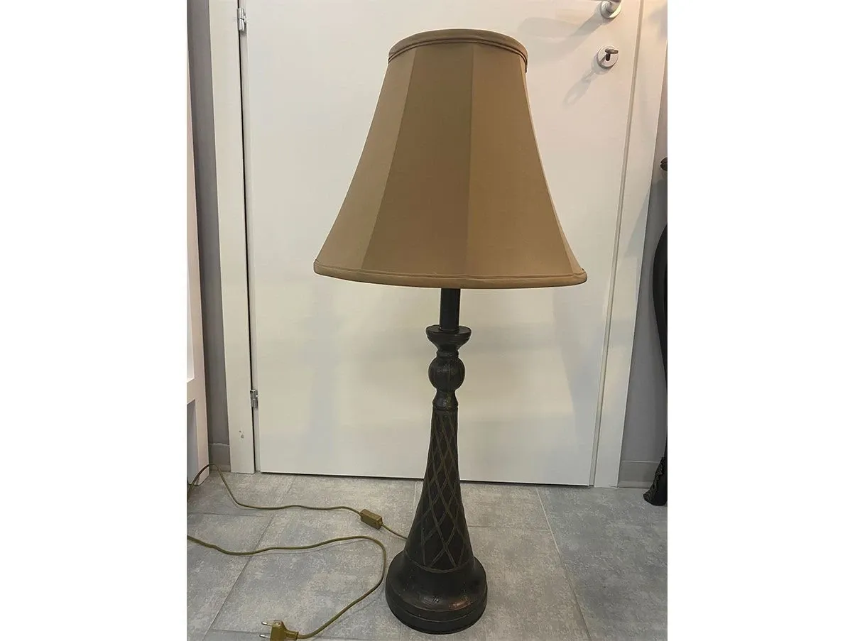 Vintage Tischlampe aus Kupfer und Leder 3