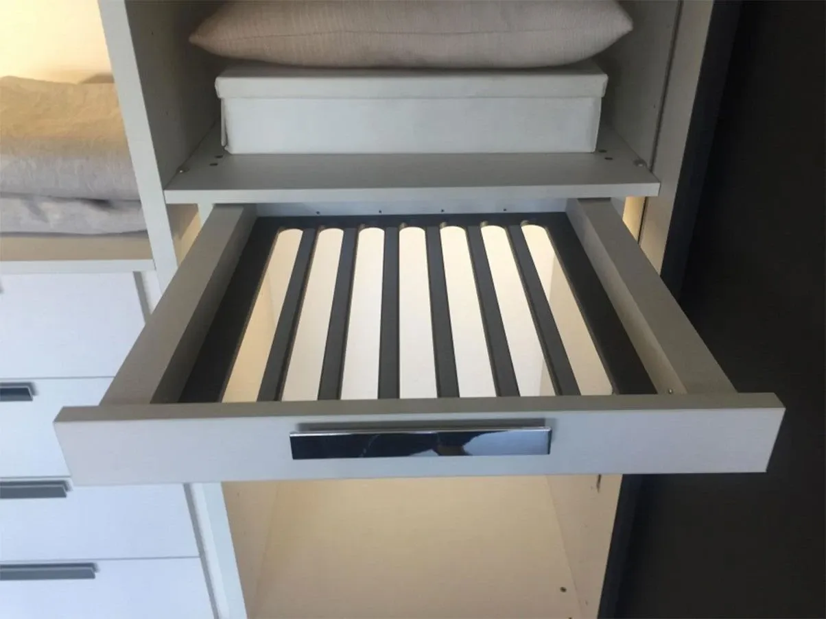 7 Volte 7 wardrobe with mirror and 2 sliding doors 4