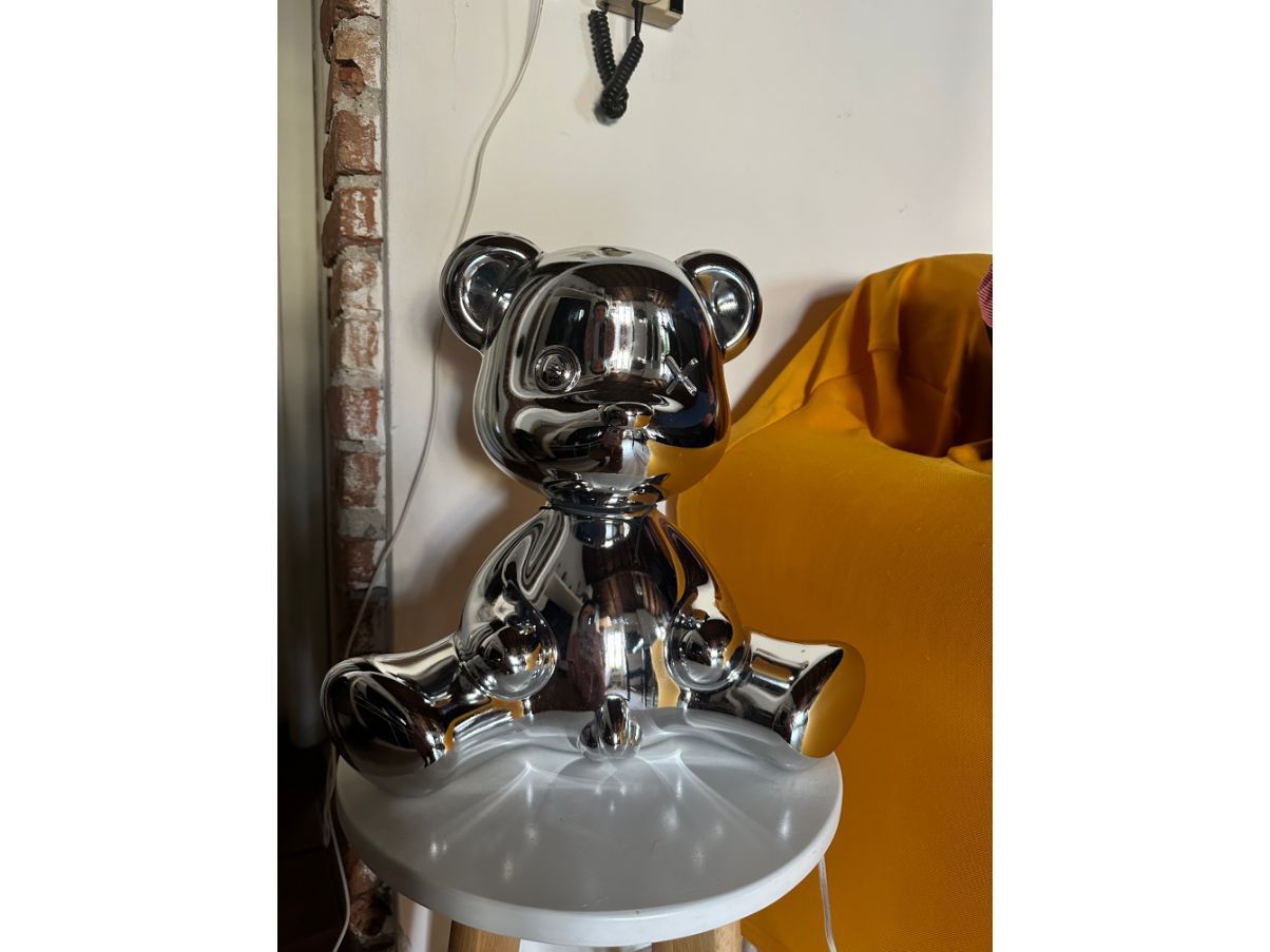 Lampada Teddy Boy di Stefano Giovannoni, Qeeboo Front