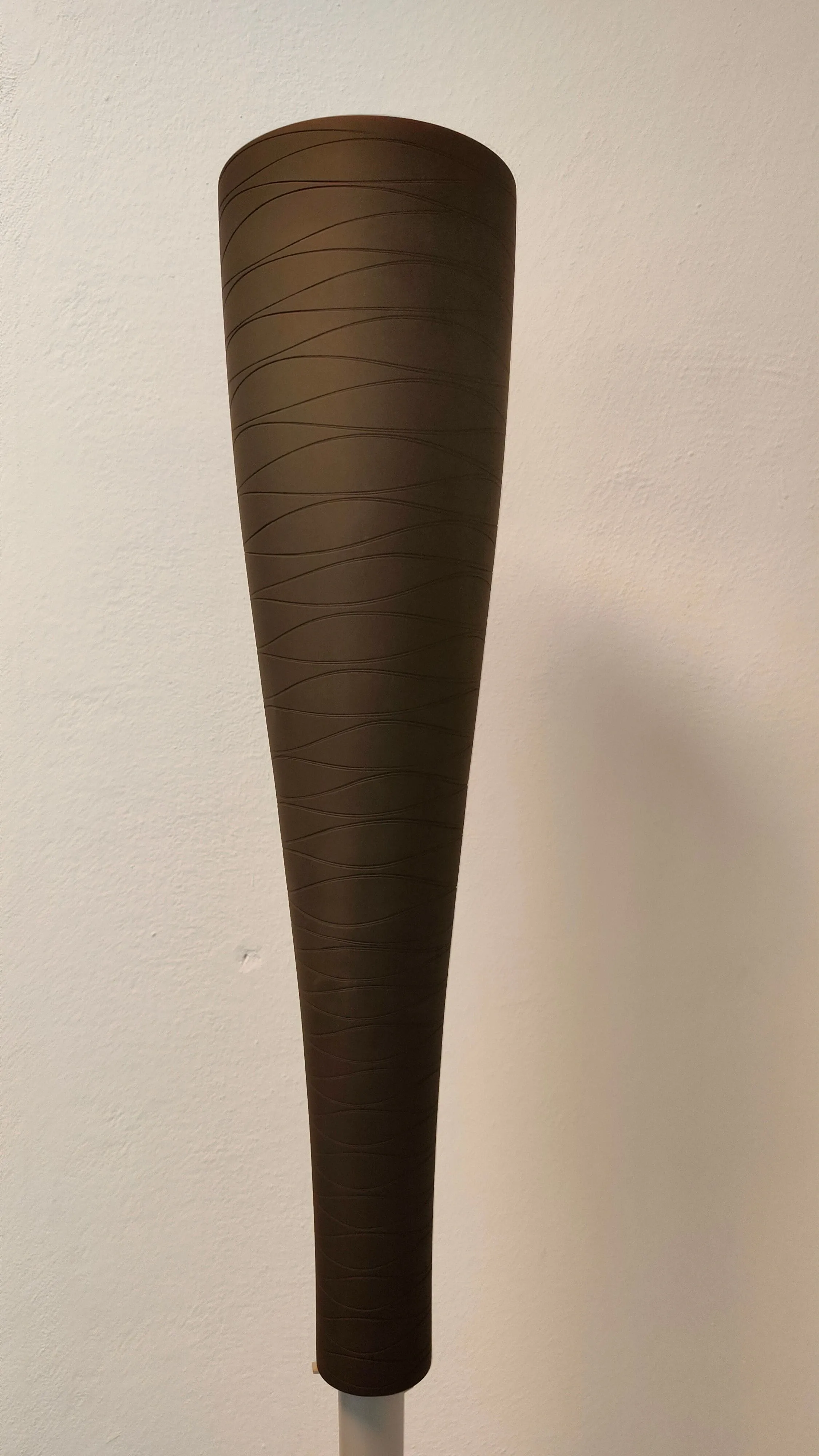 Lampada da terra con stelo in metallo, itre 4