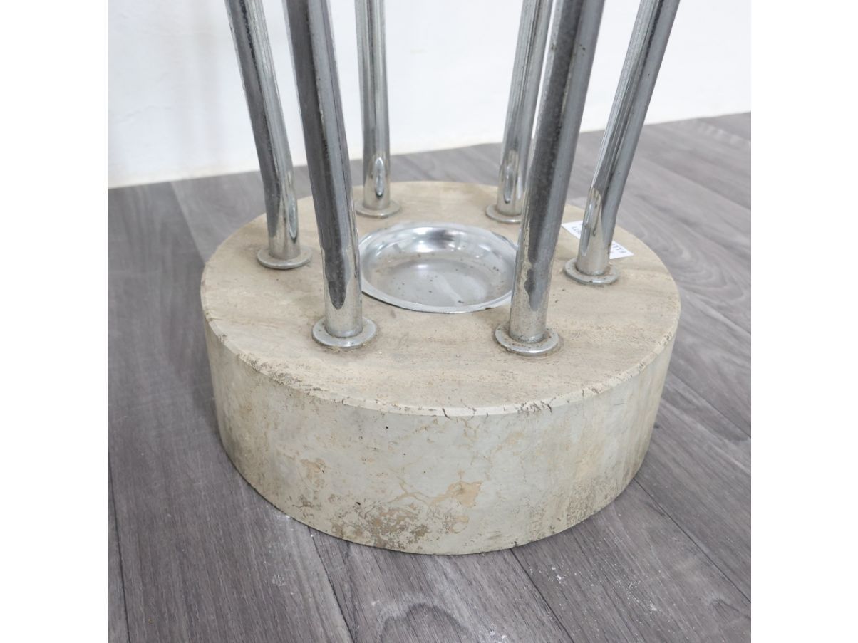 Wandgarderobe aus Stahl und Travertin im 70er Jahre Stil Defects