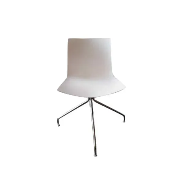 Catifa 46 chair in polycarbonate (white), Arper 3