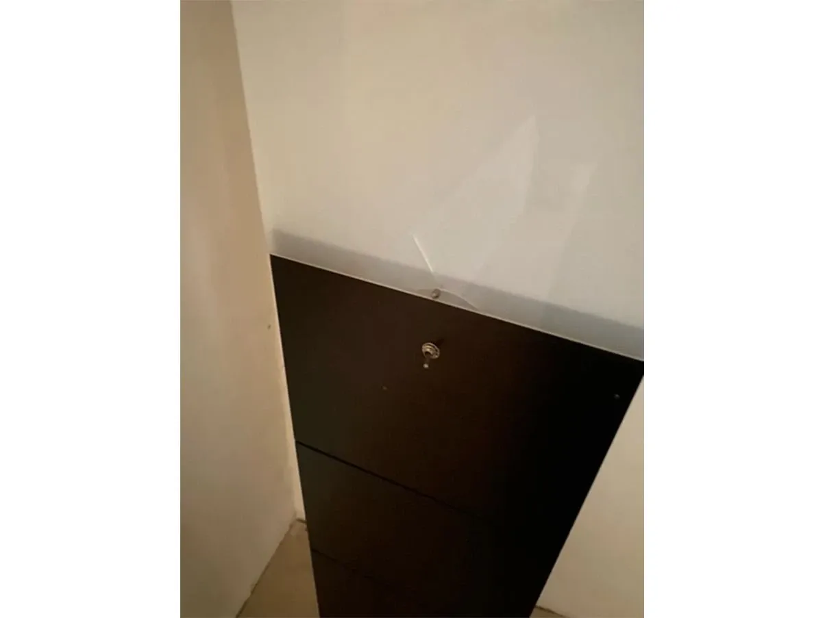 Lampada Meo con orologio e struttura in legno, Giorgetti 2