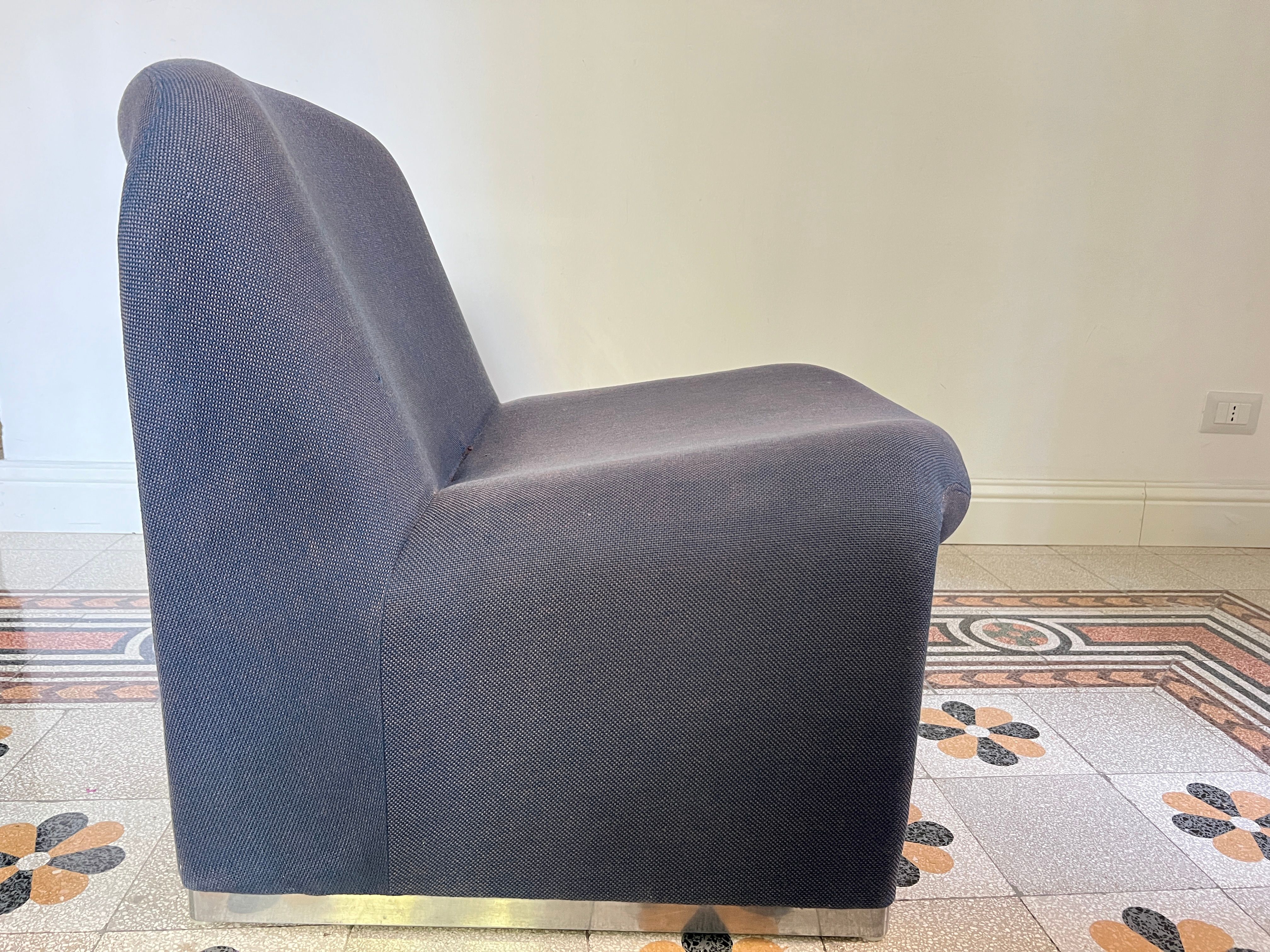 Alky Lounge Chair in Blue Fabric by Giancarlo Piretti (70s) Brand