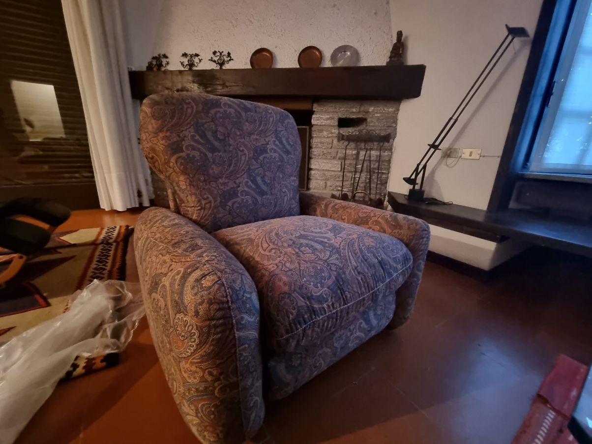 Piumotto armchair in multicolored fabric by Arrigo Arrigoni, Busnelli Main