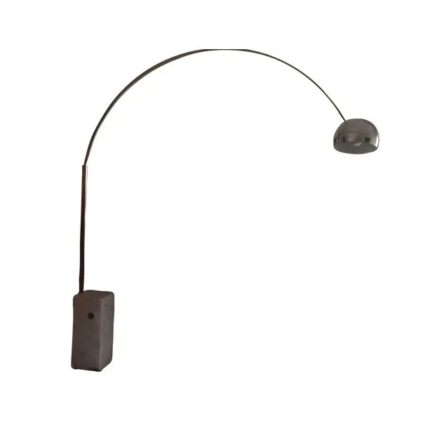 Arco floor lamp, Flos image