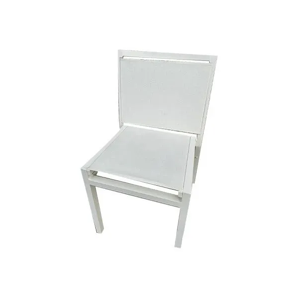 Laszlo Stkbl stackable chair Vanilla Mesh, Janus et Cie image