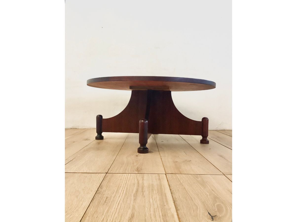 70er Rosenholz runder Couchtisch Front