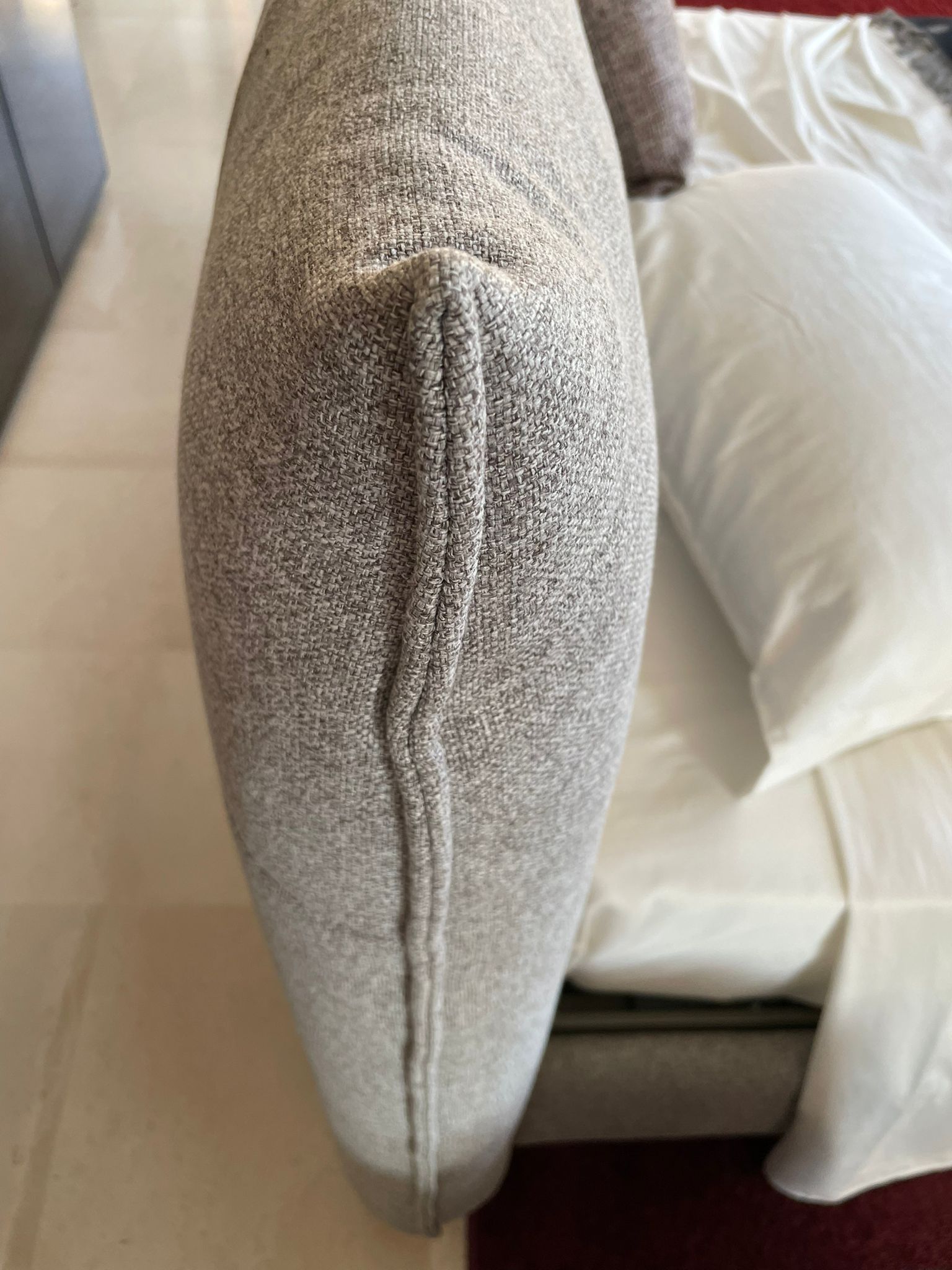Letto matrimoniale con contenitore Icaro in tessuto, Biba Salotti Defects