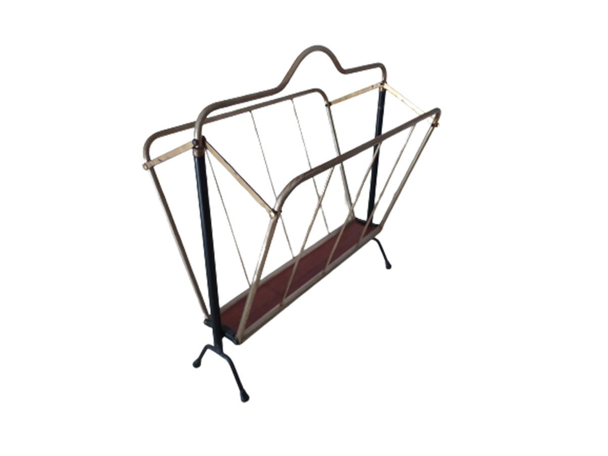 Resealable magazine rack in brass and wood (1950s)