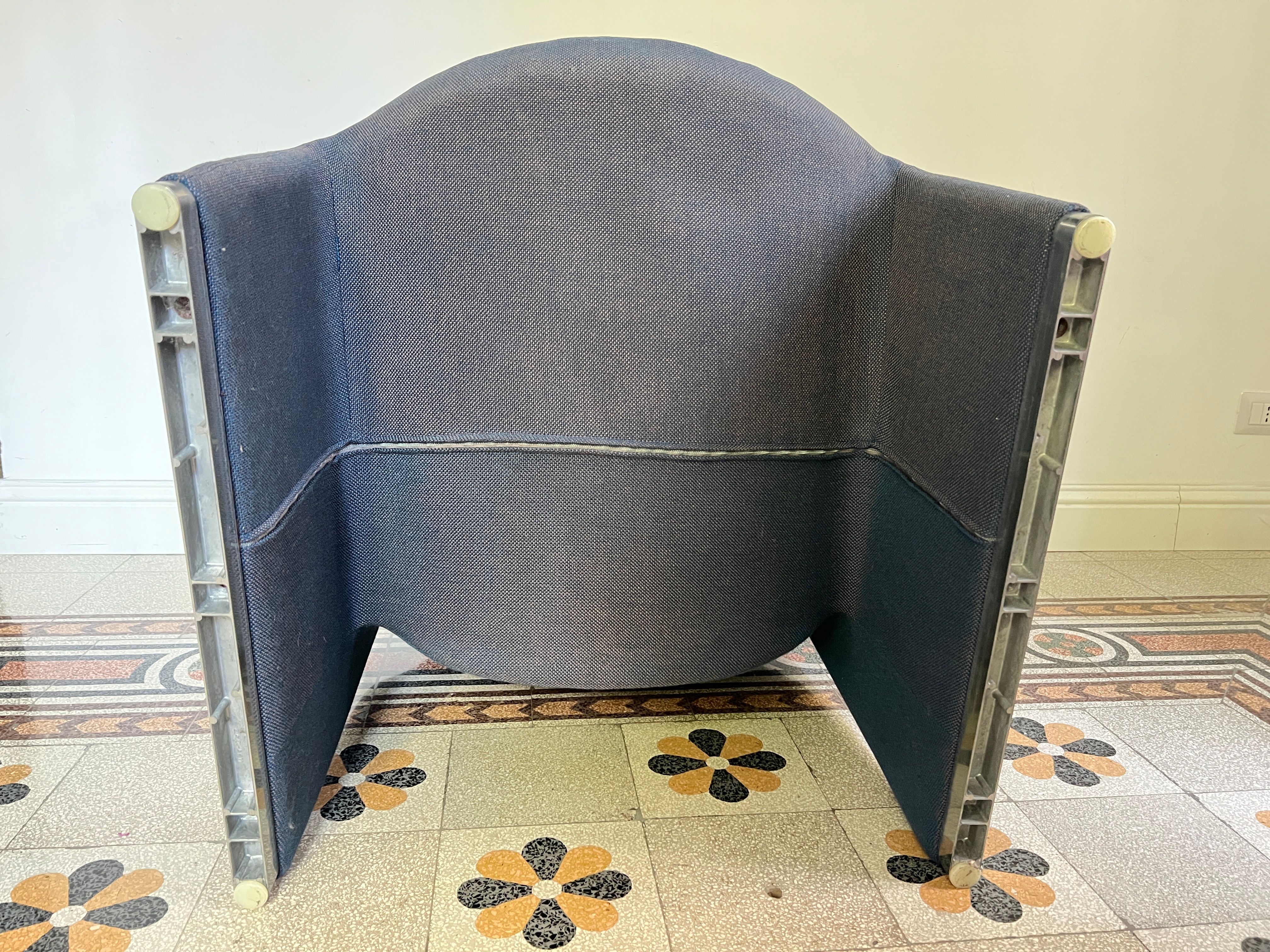 Alky Lounge Chair in Blue Fabric by Giancarlo Piretti (70s) Side