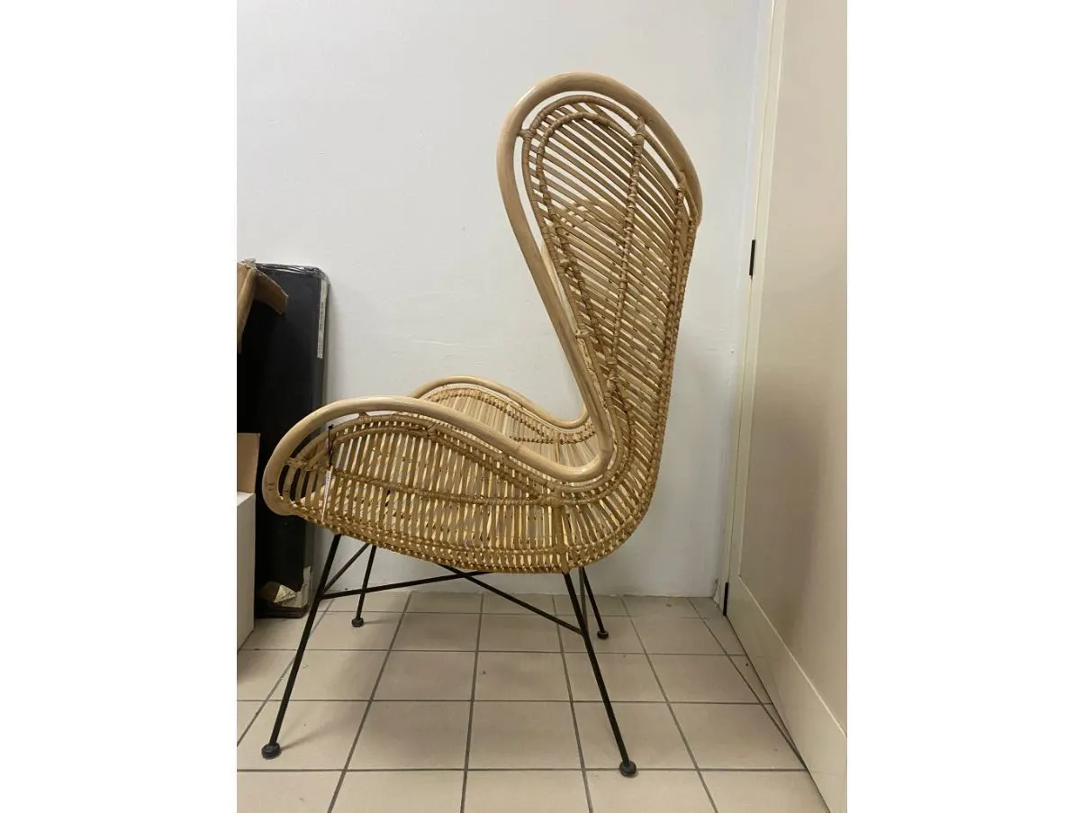 Egg chair in woven rattan 3