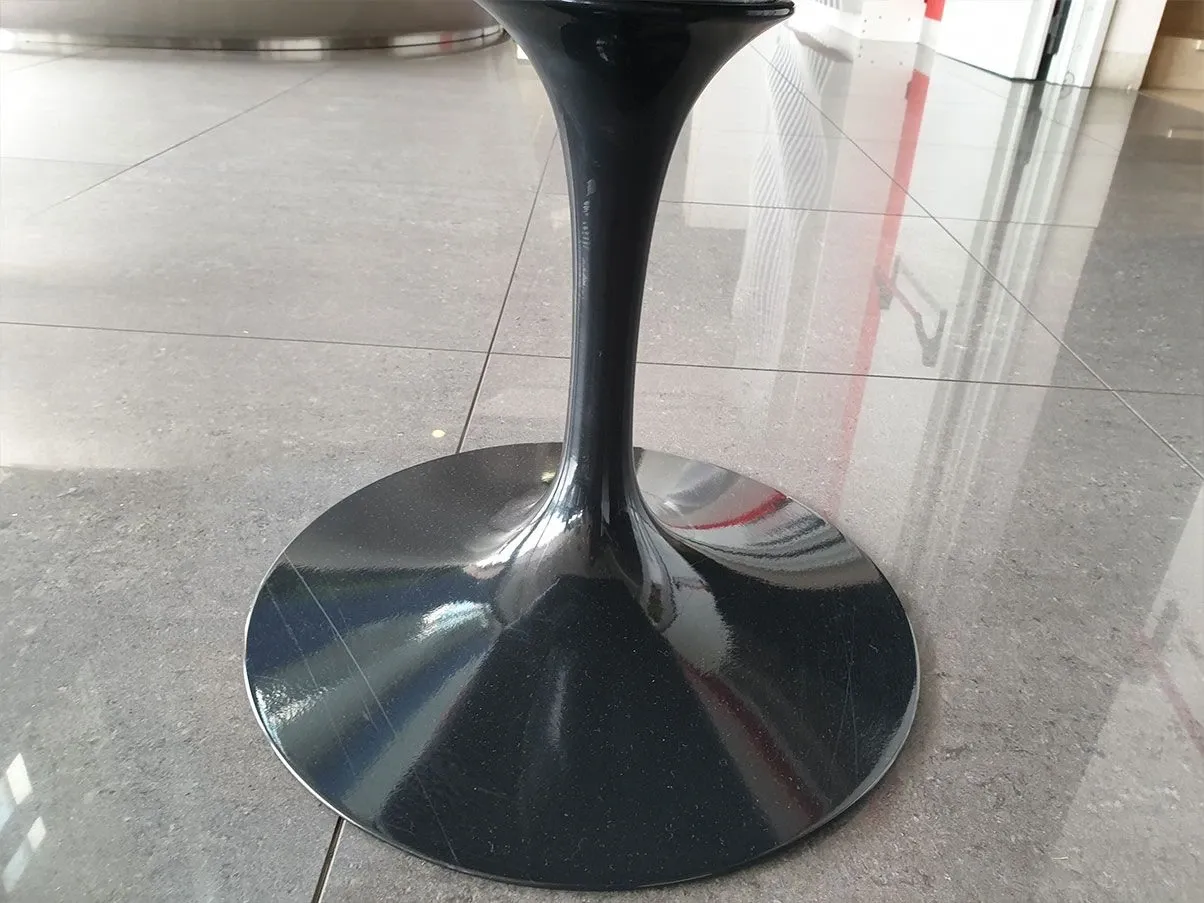 Tulip chair with swivel armrests in aluminum (black), Knoll 2