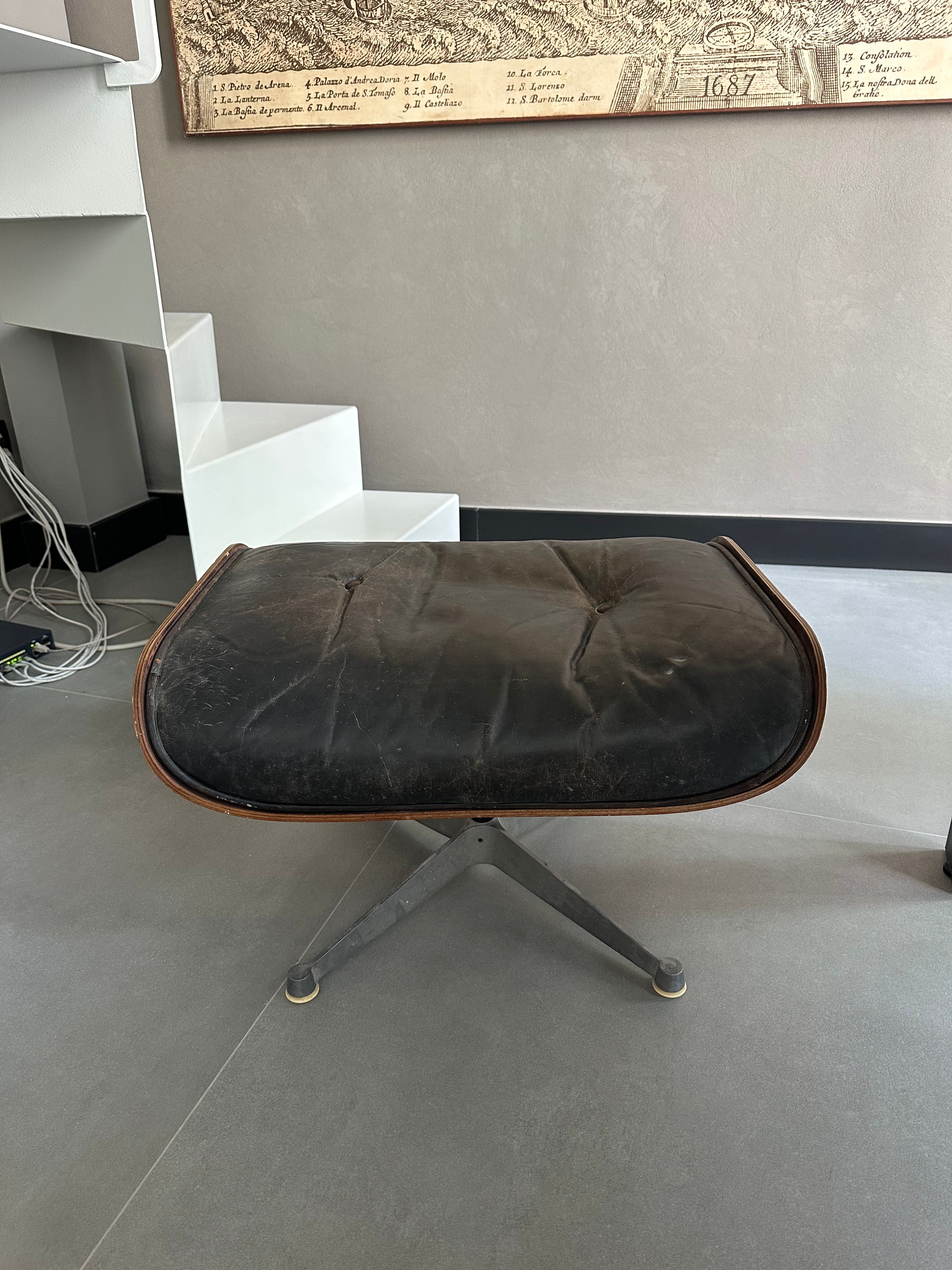 Eames Ottoman 60er Vintage Hocker Main