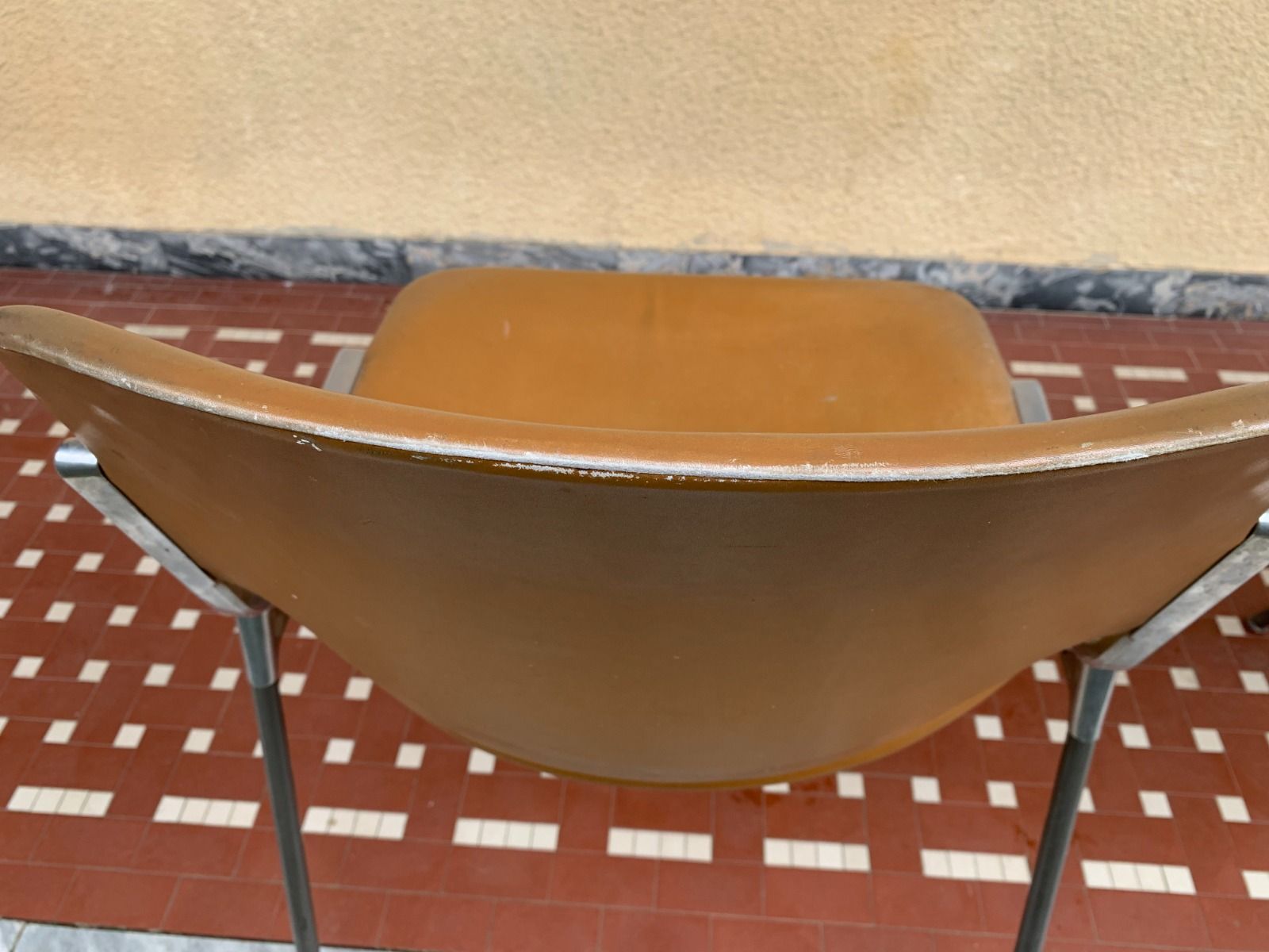 DSC 106 chair by Giancarlo Piretti in leather, Anonima Castelli 9