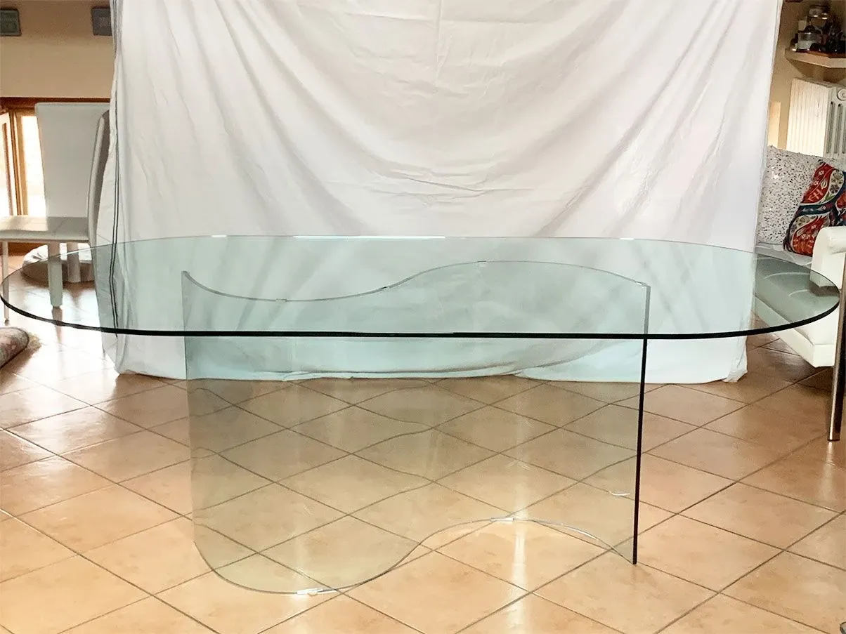 Esse ovoid table in transparent glass, Tonin Casa 1