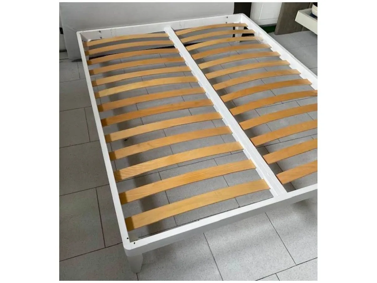 Letto matrimoniale Selly con testiera (bicolore) 