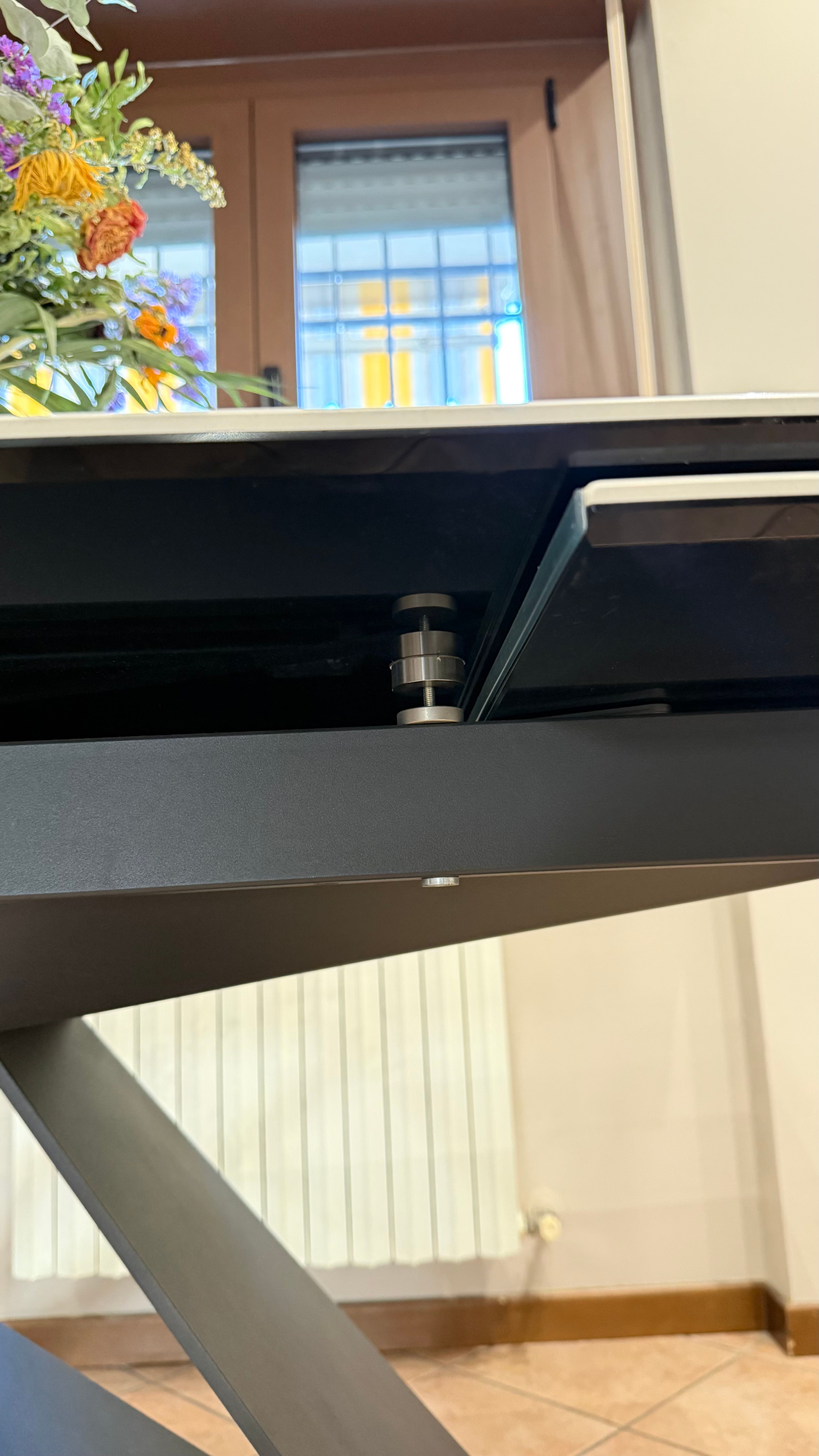 Premier Keramik Rectangular Dining Table by Paolo Cattelan Details