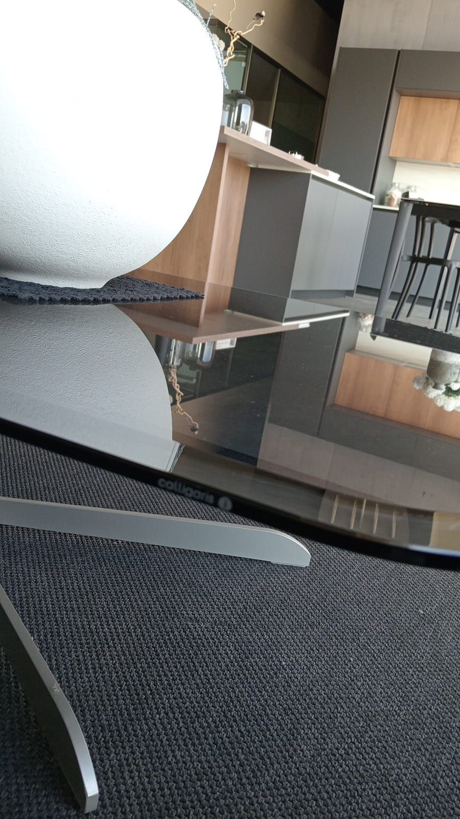 Tavolino Sassi in metallo laccato e piano in vetro, Calligaris 6