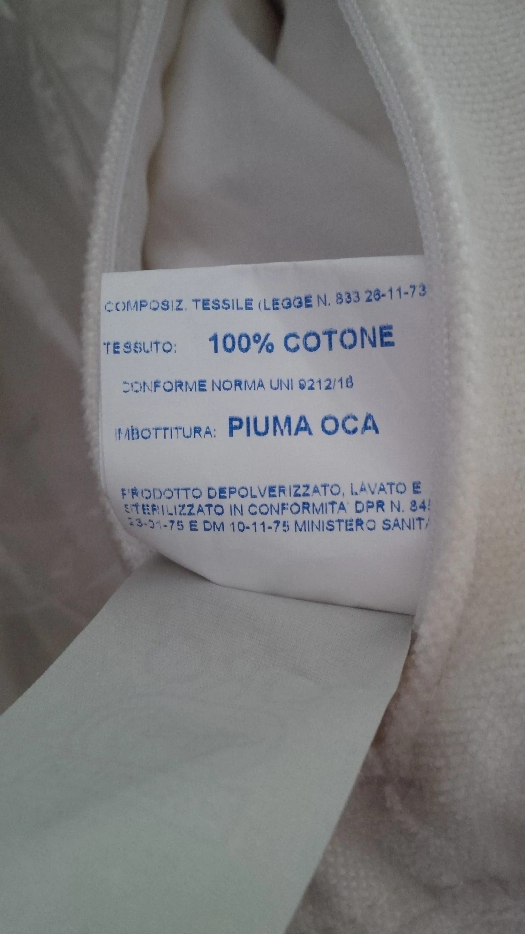 Cuscino Wow in cotone e piuma d'oca (bianco) 1