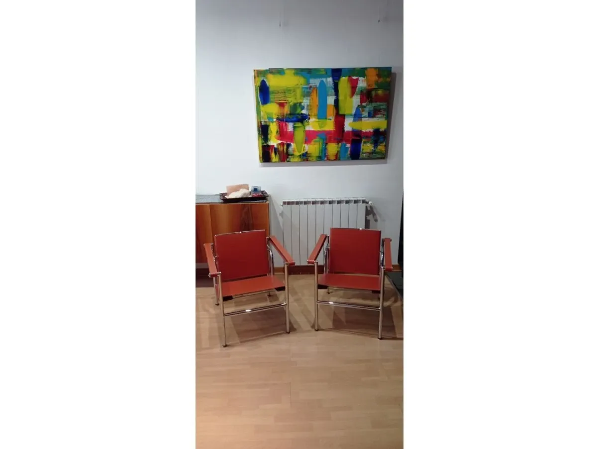 Set of 2 LC1 chairs in cognac leather, Alivar 2