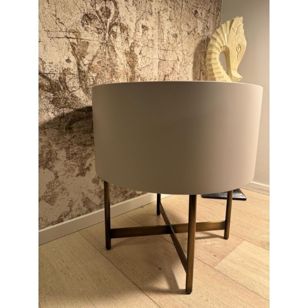 Dedalo round bedside table in matt dove grey lacquer, Pianca image