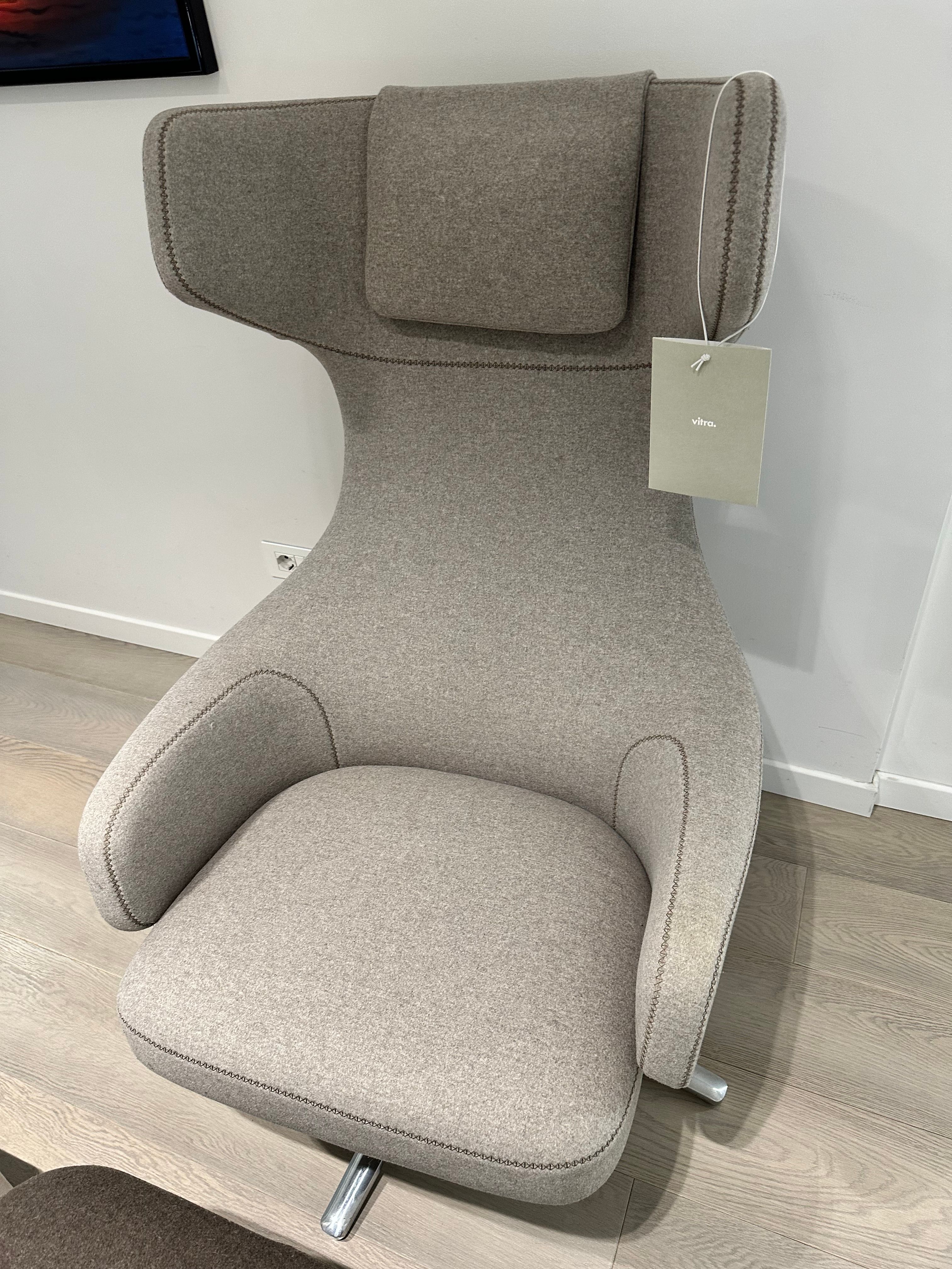 Grand Repos Chaise Lounge by Antonio Citterio Brand