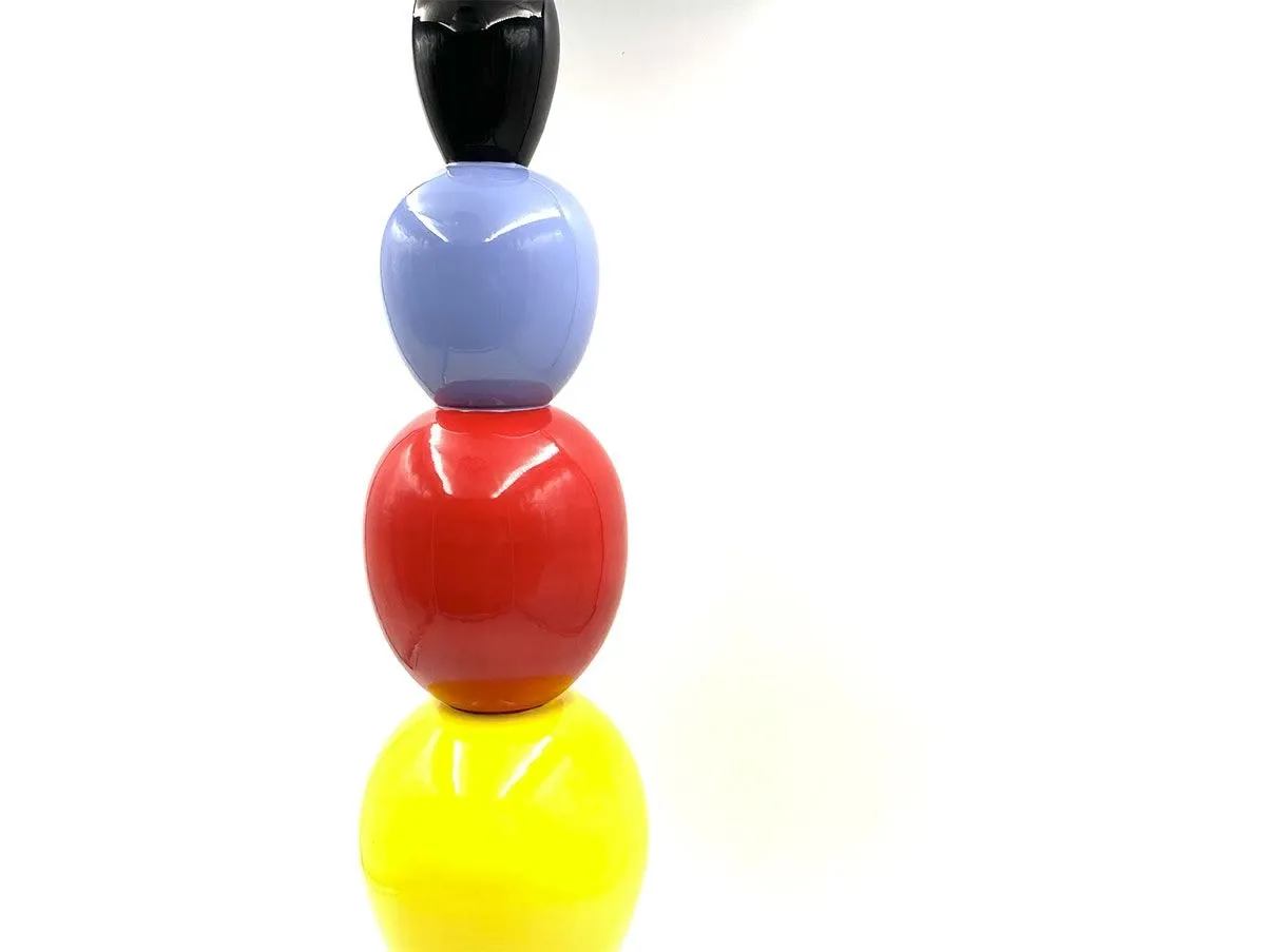 Scultura totem Triglifo di Alessandro Mendini 5